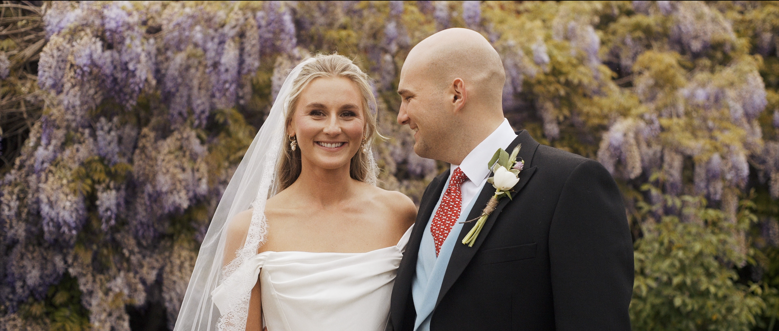 A Joyful Spring Wedding in Hanley Castle: Laughter, Wisteria and Vintage Cars