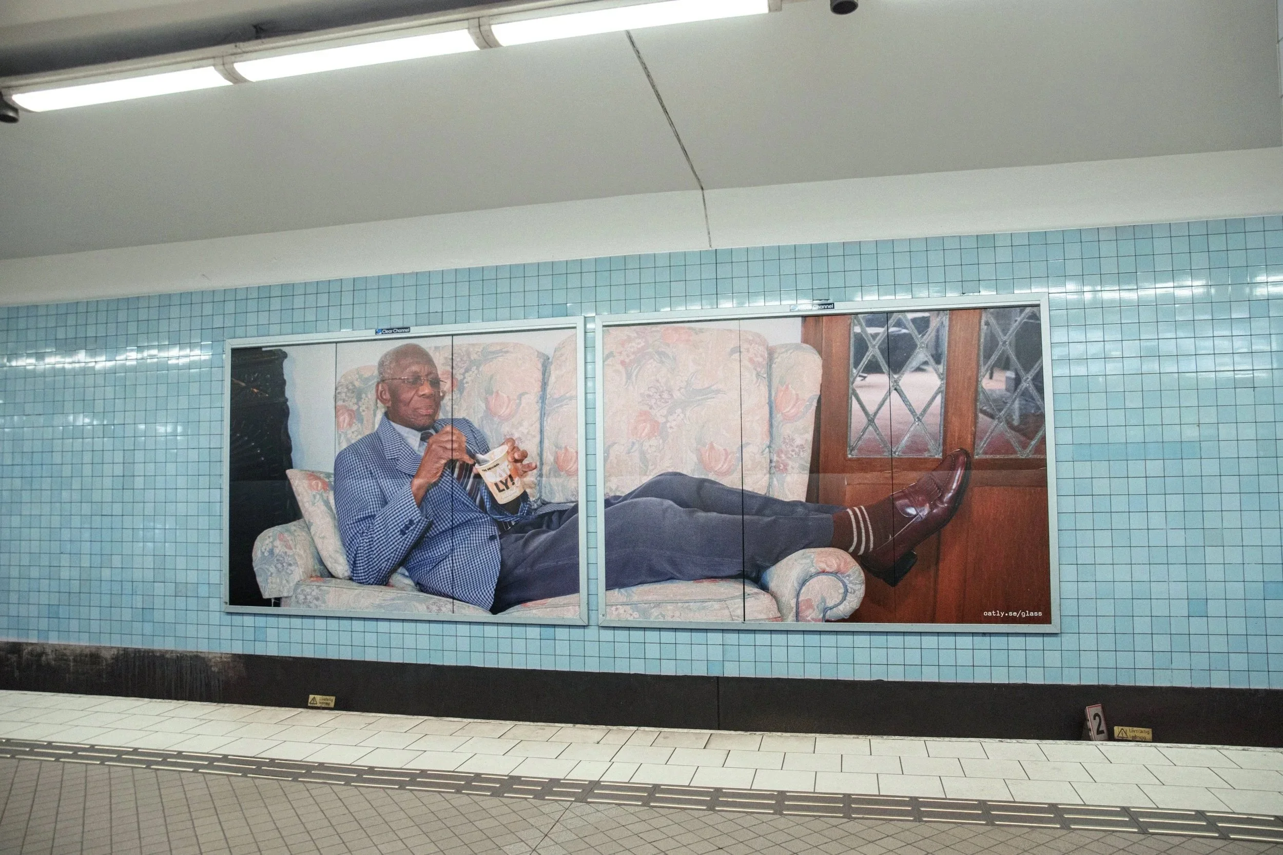 OOH_Oatly_Subway_Campaign-1.jpg