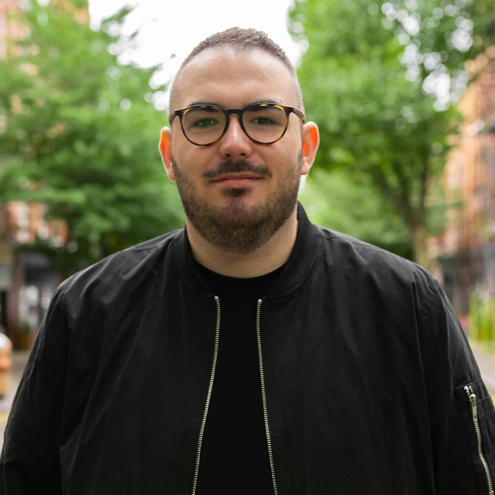 headshot for Ci website.jpg