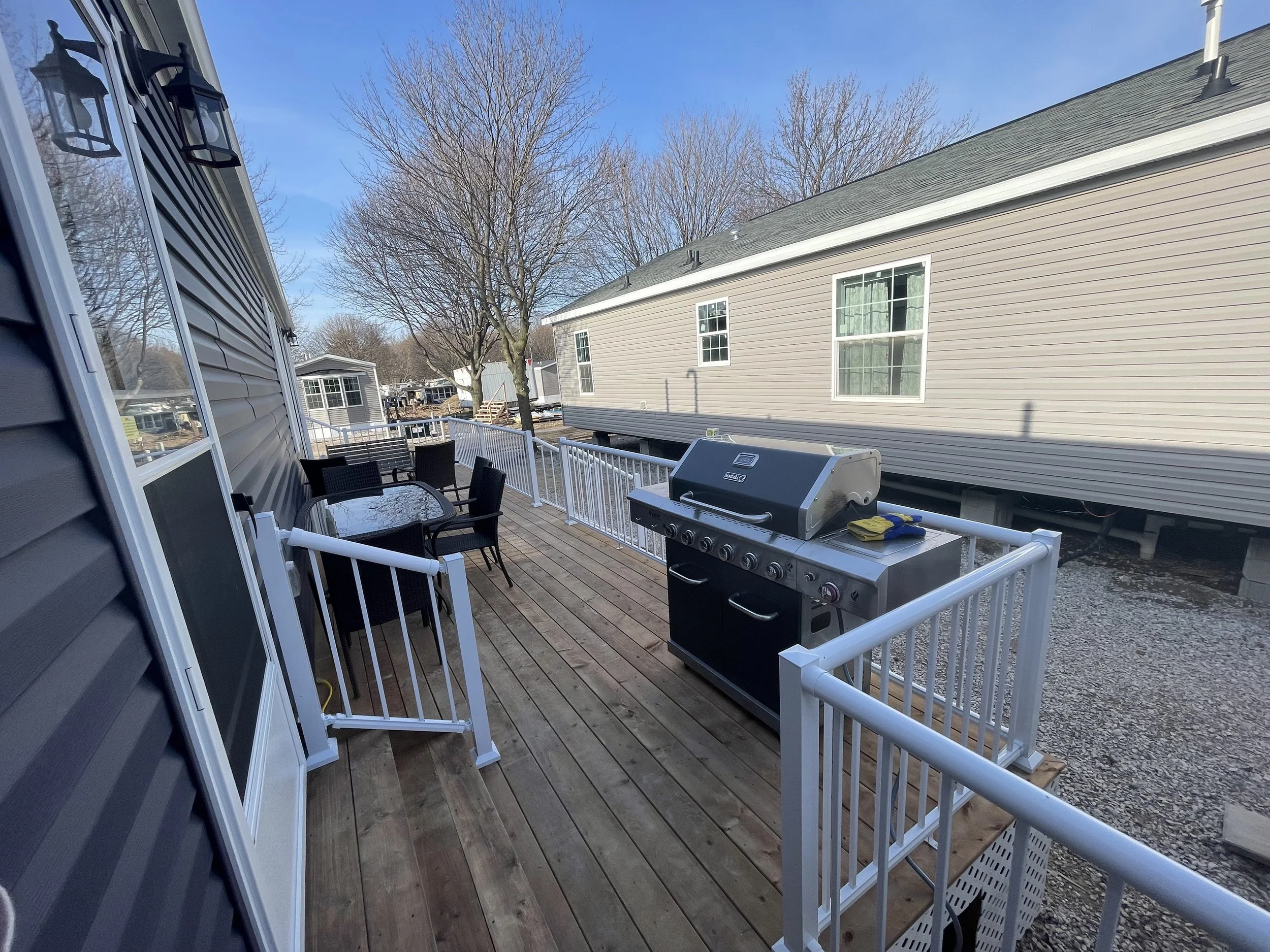 white-century-aluminum-railings-brantford