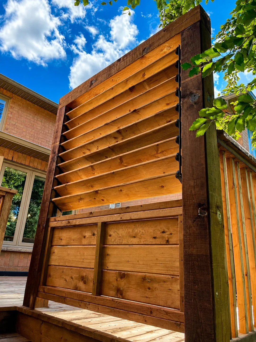 deck-privacy-fence-louver-mississauga