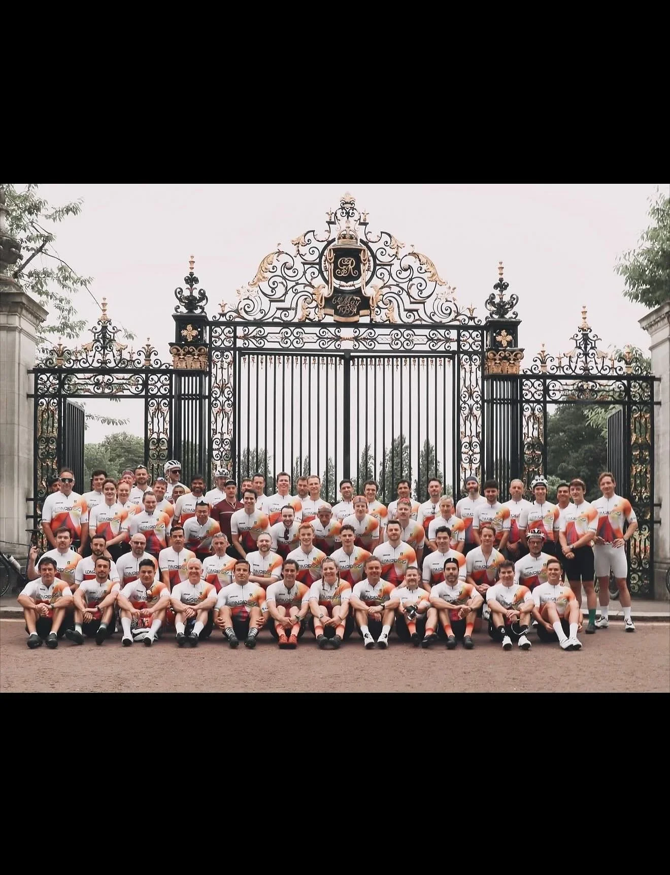 ✨🥂✨🥂✨🥂
Today, LDNRIDERS celebrates 4 incredible years of laps around Regent’s Park! 🥳
We’d love to tell you how many KMs that adds up to… but honestly, it might take us another 4 years to figure it out. 😅
Here’s to ano