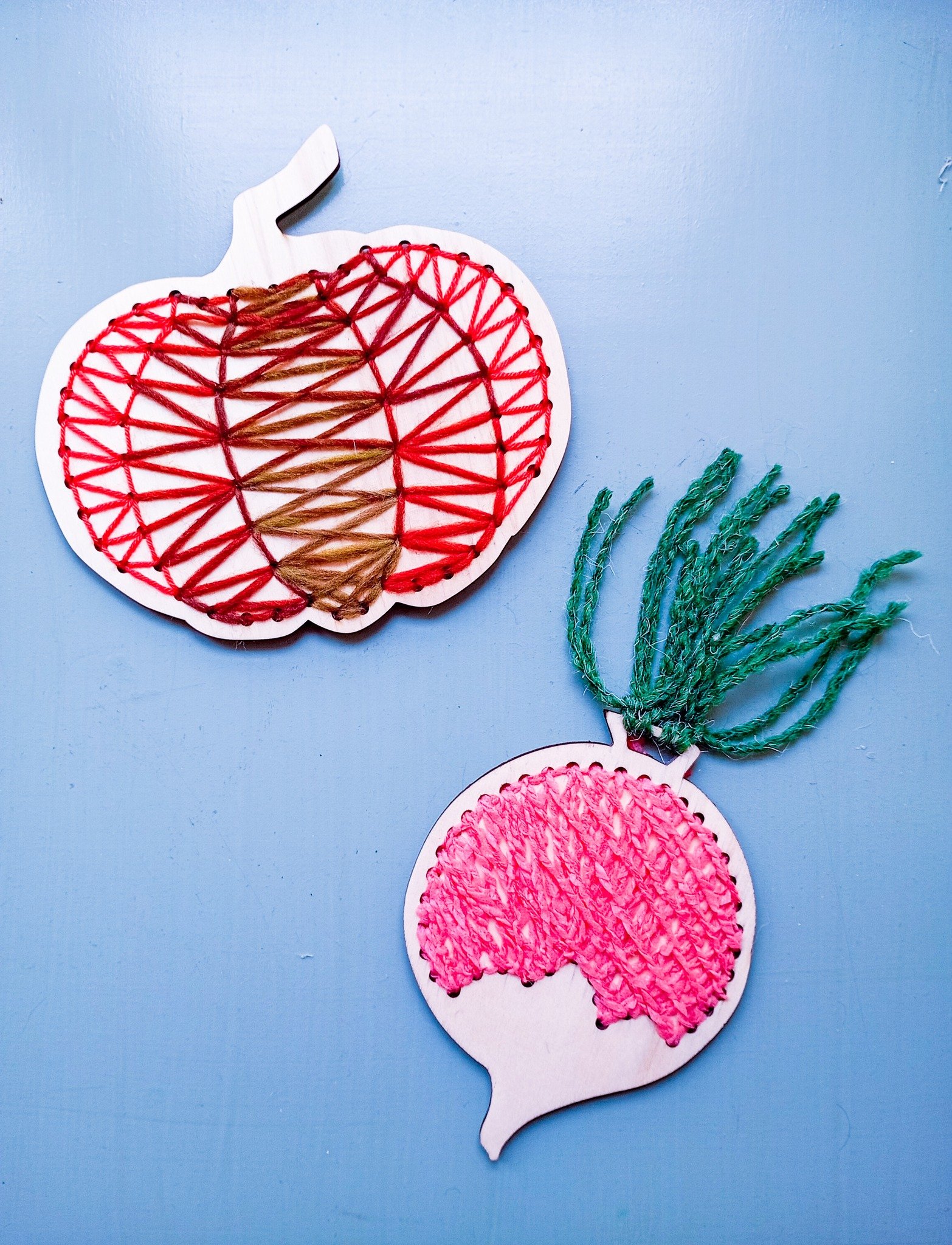 🤢 Tu les manges, toi, les l&eacute;gumes ? 😰

🥕Puisque c'est bient&ocirc;t l'heure des soupes, des gratins de potiron et des smoothies &agrave; la citrouille, 👉on vous propose un atelier ludique &agrave; vivre en famille, 
pour le festival Tous a