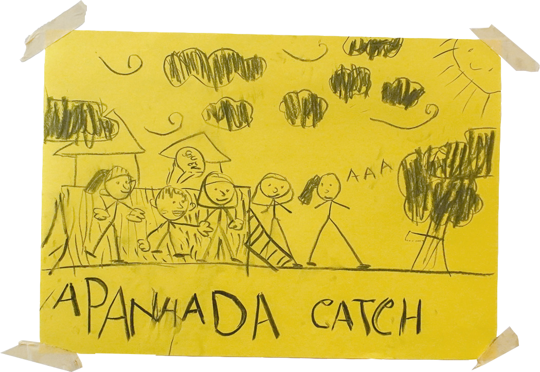 Frame do stop motion que ilustra a brincadeira  Apanhada  ou  Catch Catch .  
Desenhado por  Duarte Martins, Husainur Rahman, Madalena Esteves e Sidratul Jannat. 