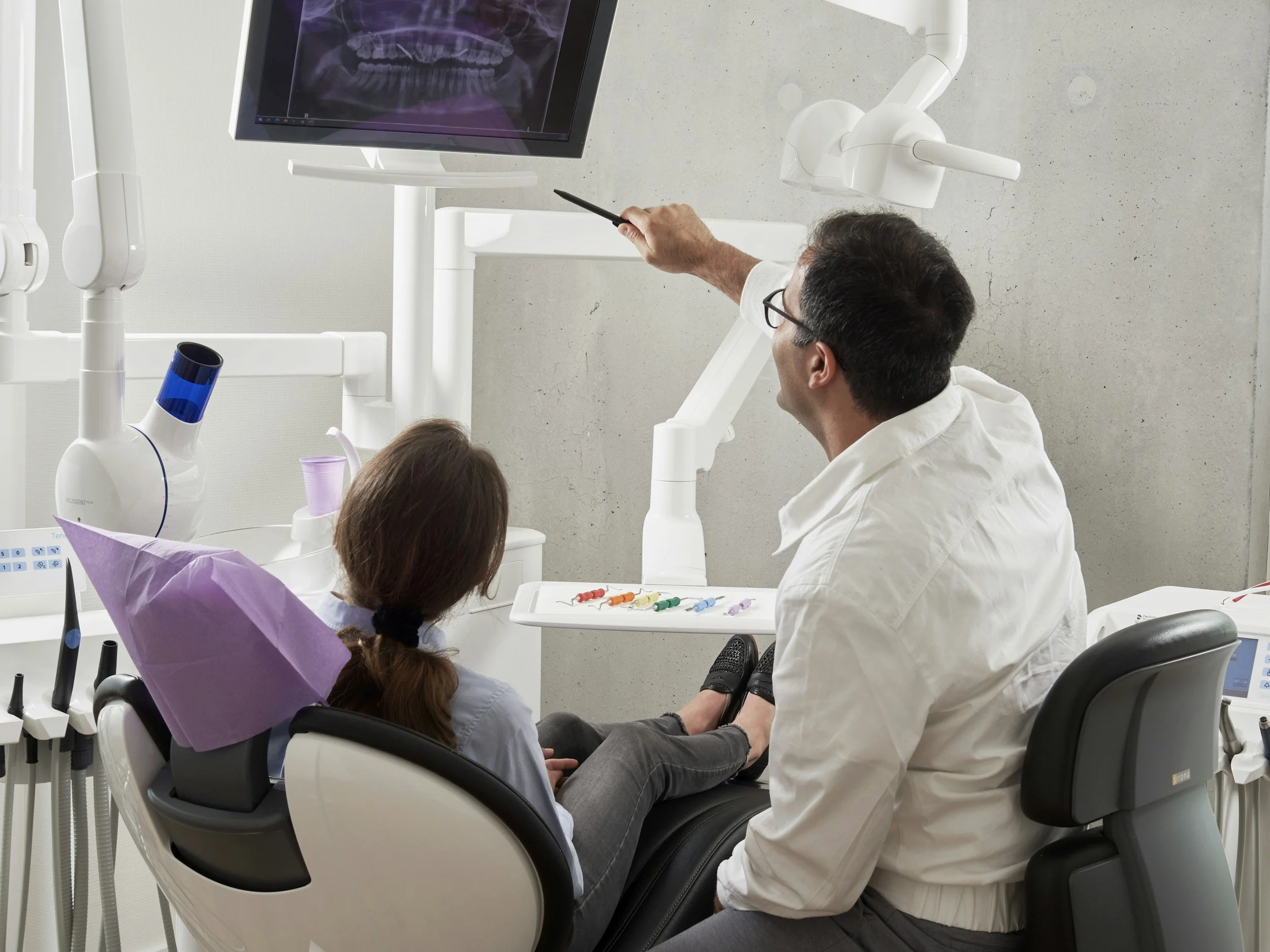 A basic dental care guide for digital nomads and freelancers