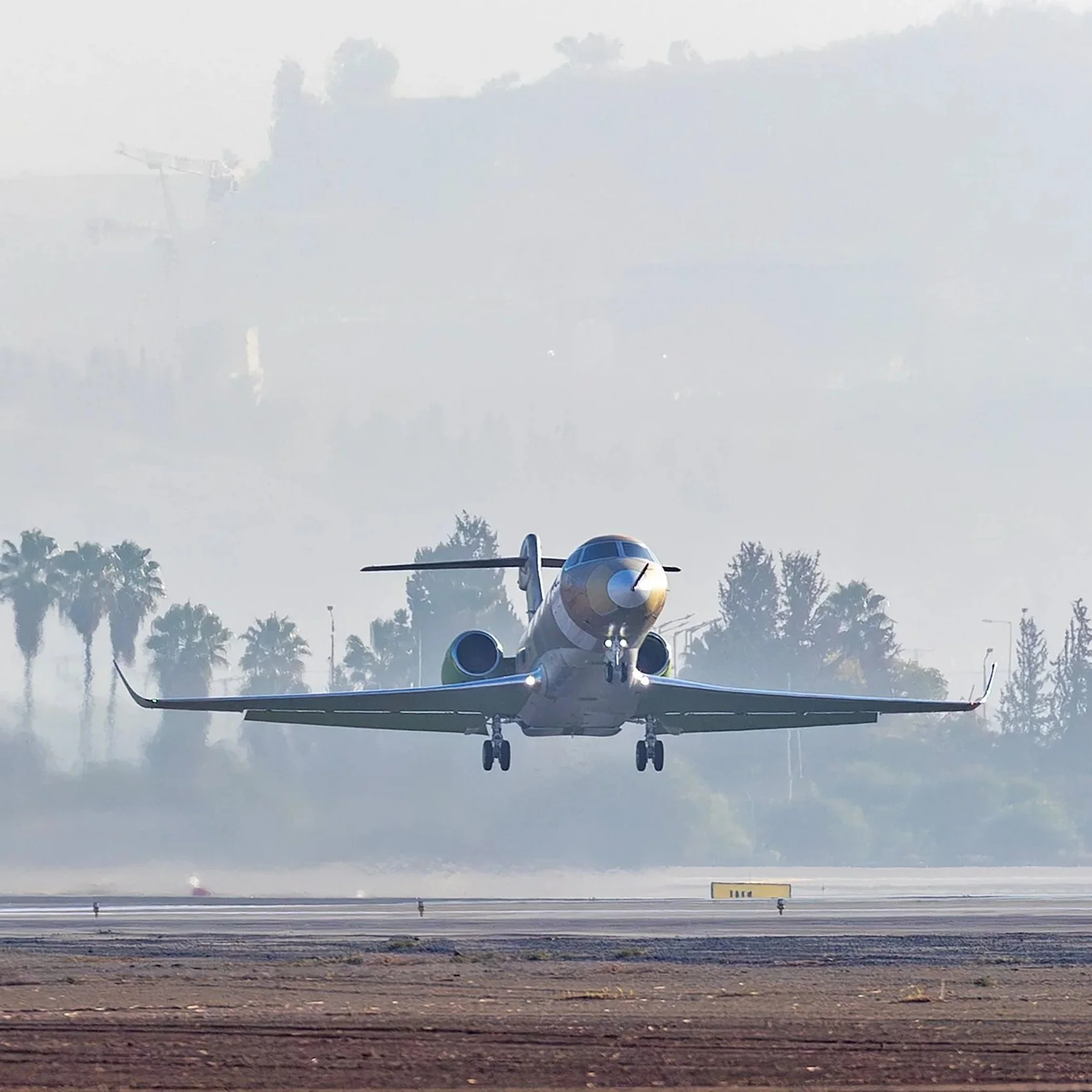 Gulfstream Announces First Flight of New Super-Midsize Gulfstream G300