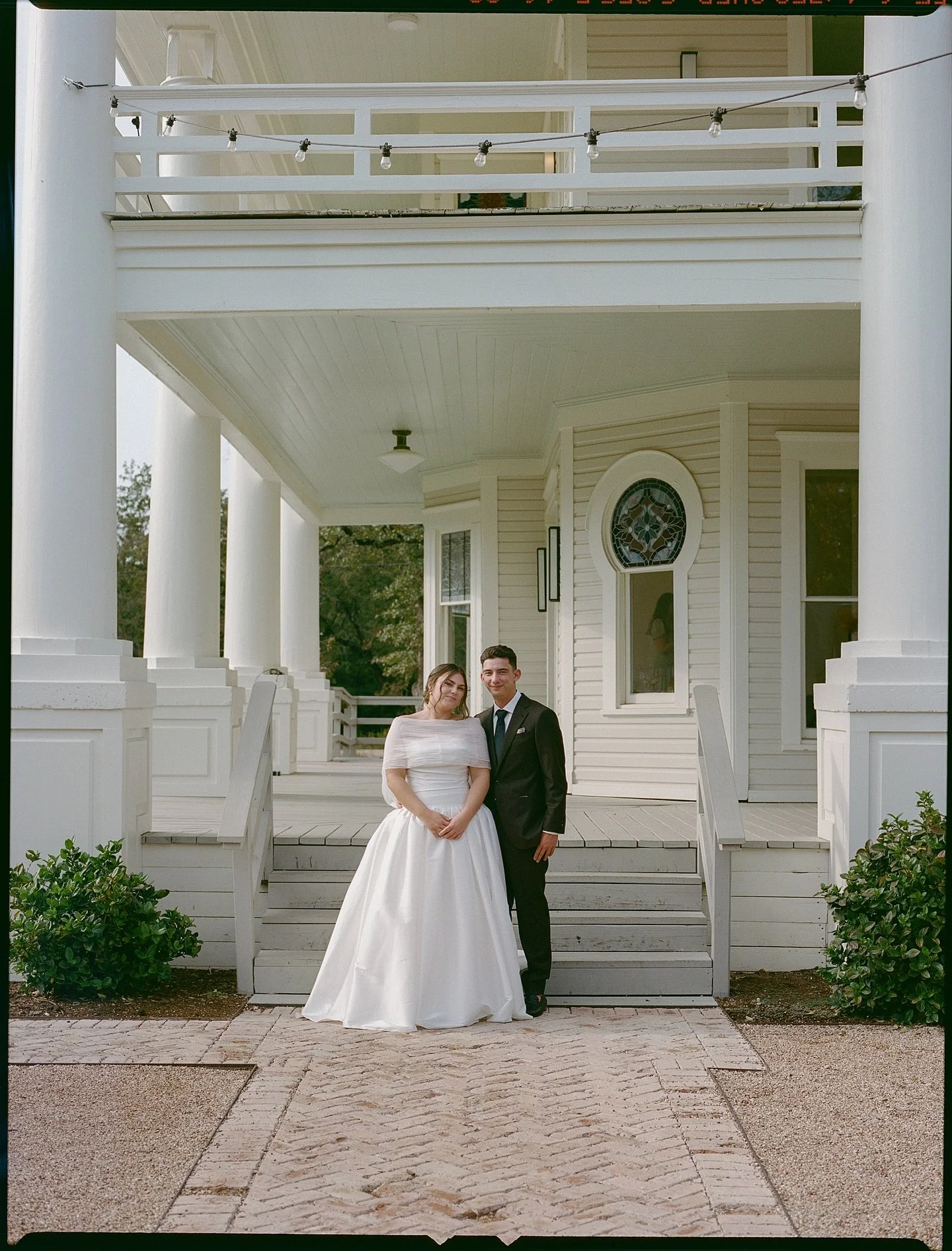 A roundup of favorites from Amber and Ayden&rsquo;s fall day at @grandladyaustin 🍂🎞️

A day of presence, peace, and joy! A &amp; A totally embraced each moment of the day, even throwing their shoes off to romp through the muddy garden with each oth