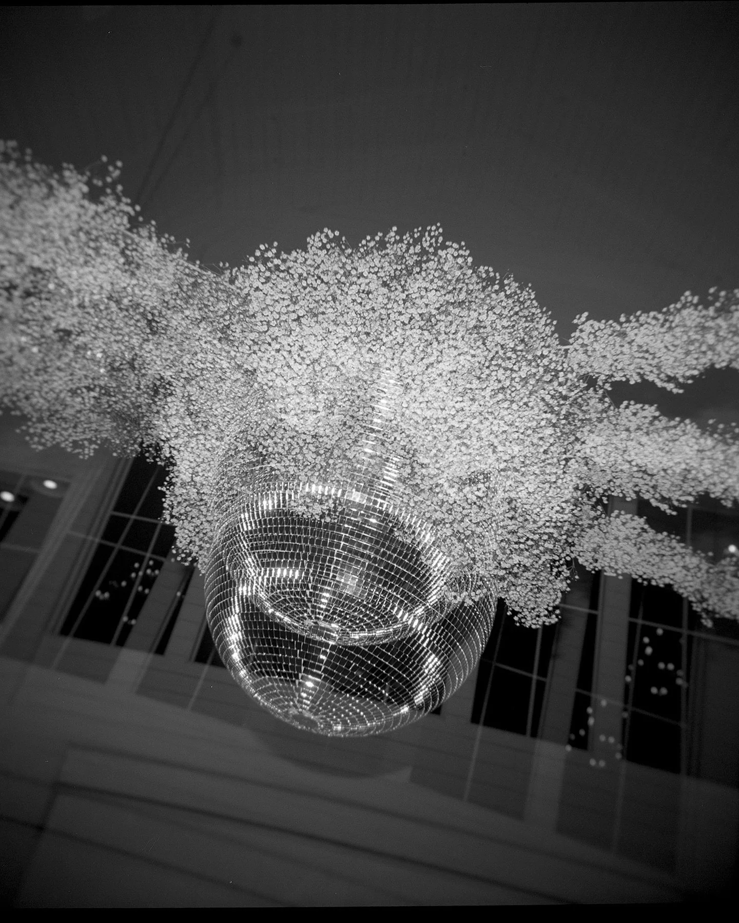 A NYE post featuring one of my last weddings of 2025 🪩🥂🎞️

No big year-end recap or thoughts, just endless gratitude for 2025 and all it brought to this business - namely the people who stepped behind my camera. 

Happy New Years, friends! Can&rsq