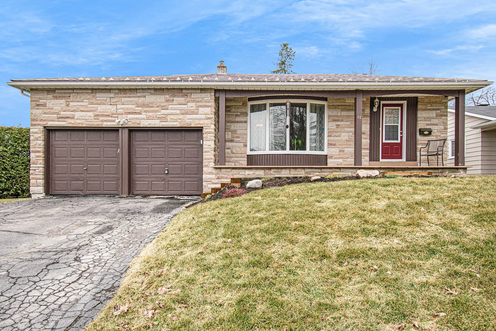 41 Parkwood Cres.