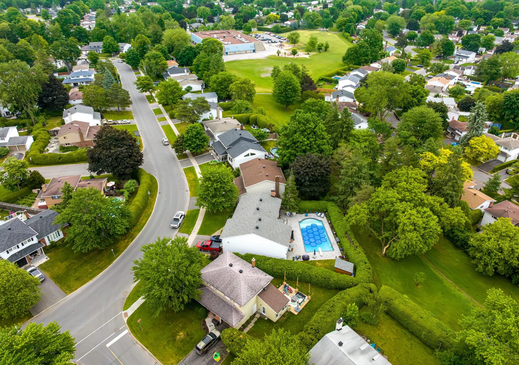 Blackburn Hamlet Homes For Sale - Aerial of Blackburn Hamlet neighbourhood