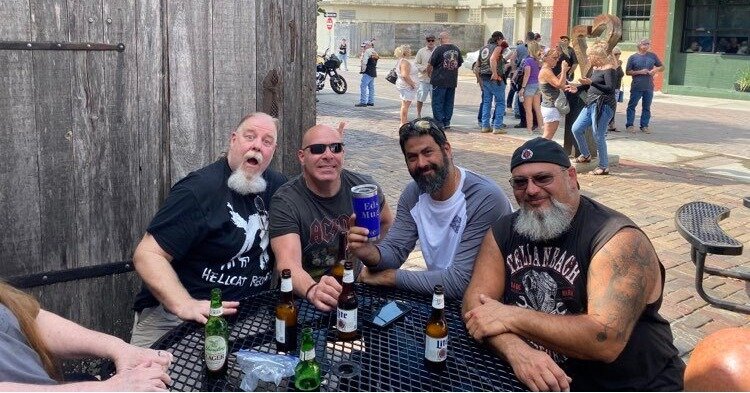 Keltstache Music Hang'n over at CafeDaVinci today during DeLand Bike Rally. Chill'n with Crashrocket! 😎🤘