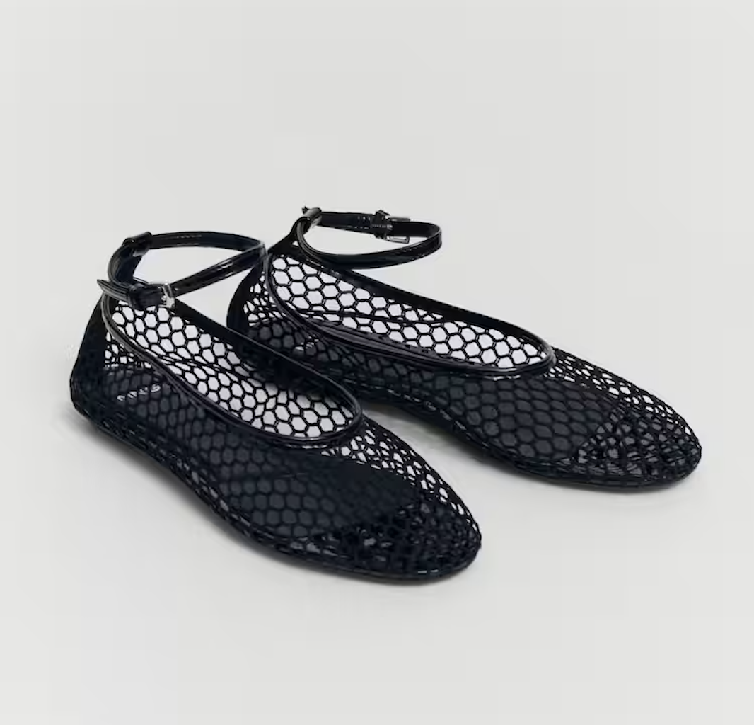 mesh sandles.png