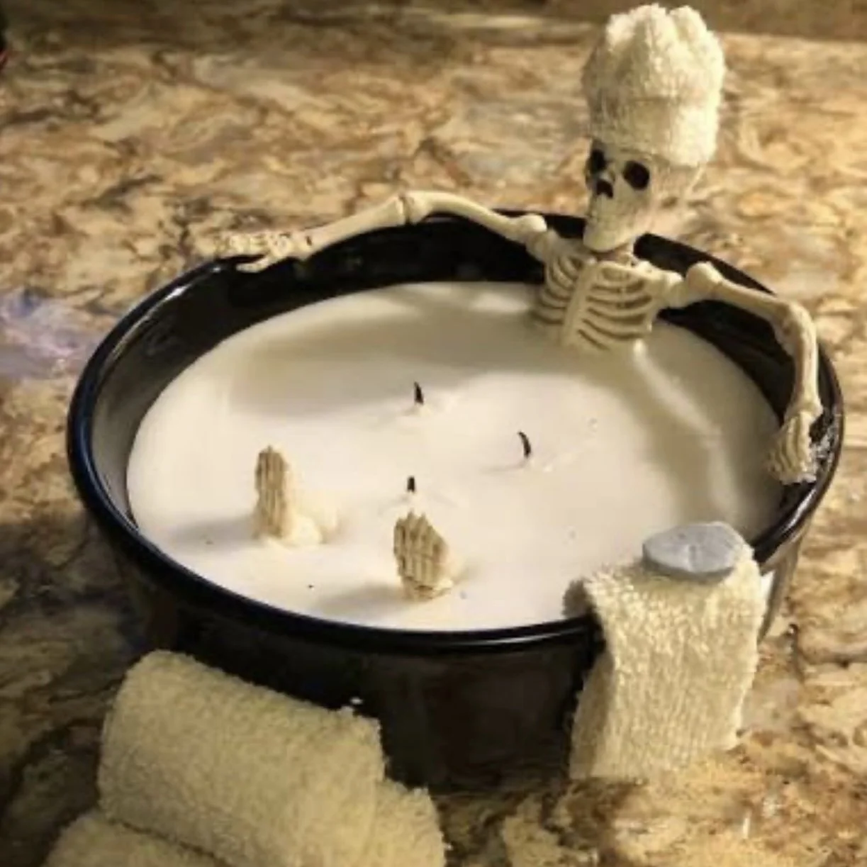 Skeleton Bathtime Candle