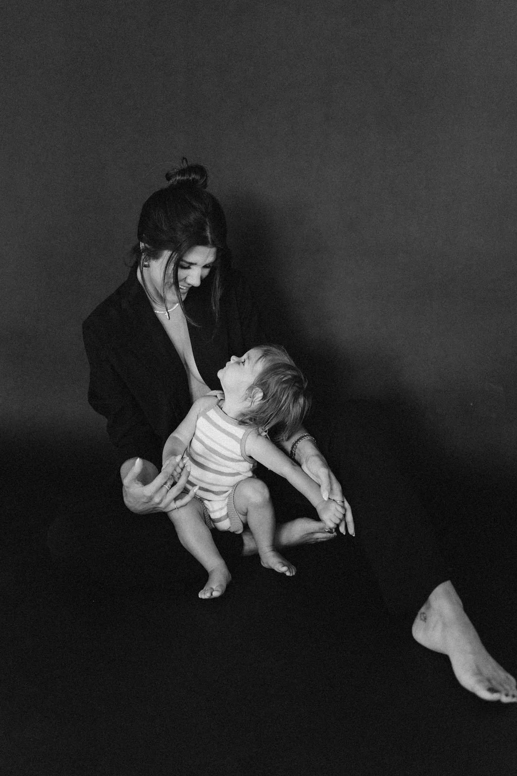 georgetown texas studio maternity photographer