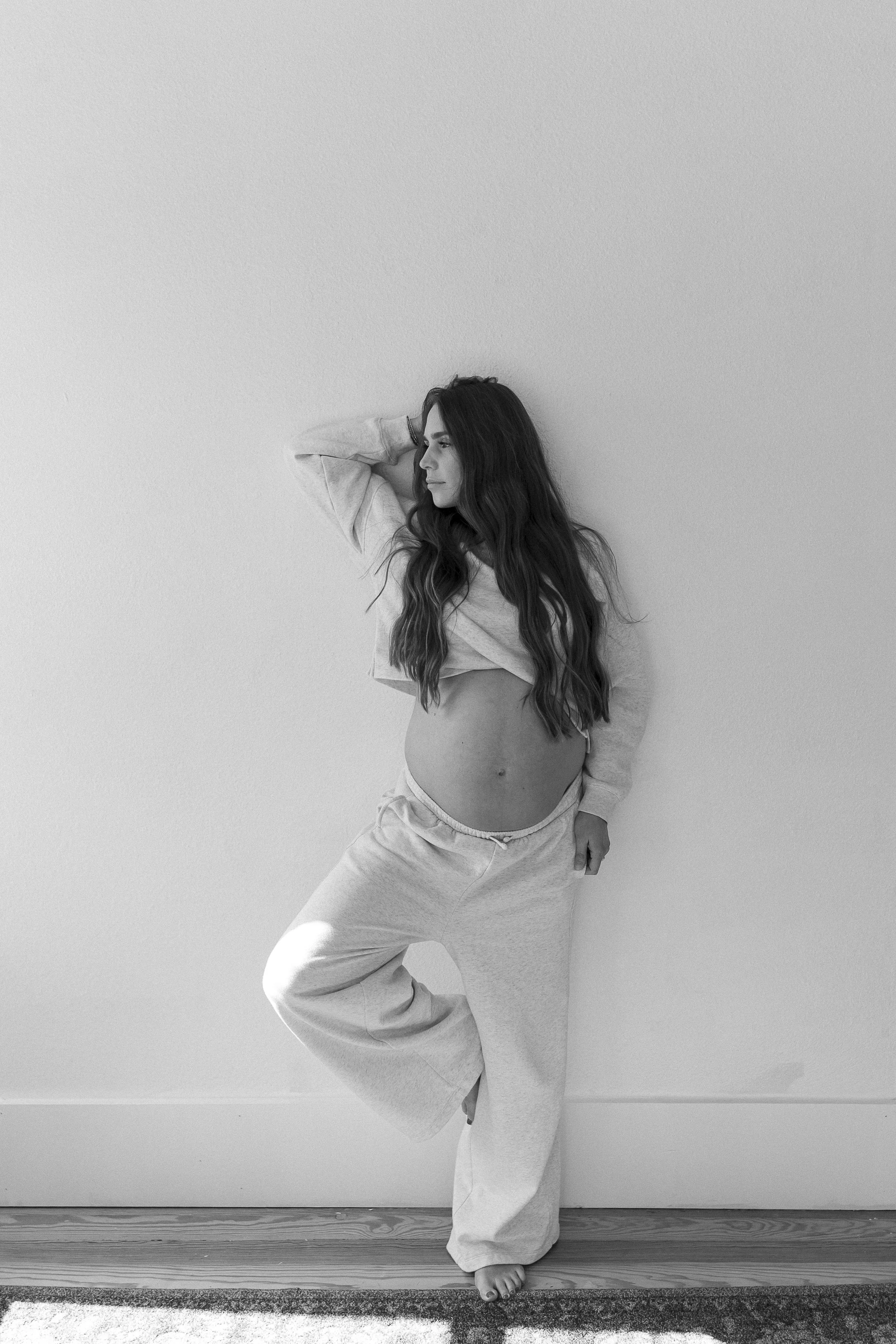 North Austin Studio Lifestyle Maternity Photographer