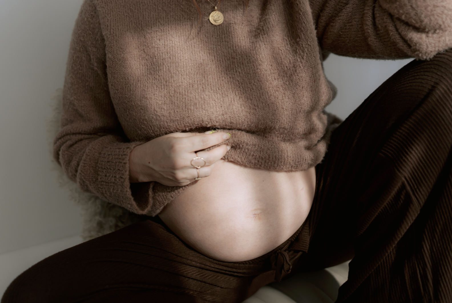 austin texas lifestyle maternity photographer