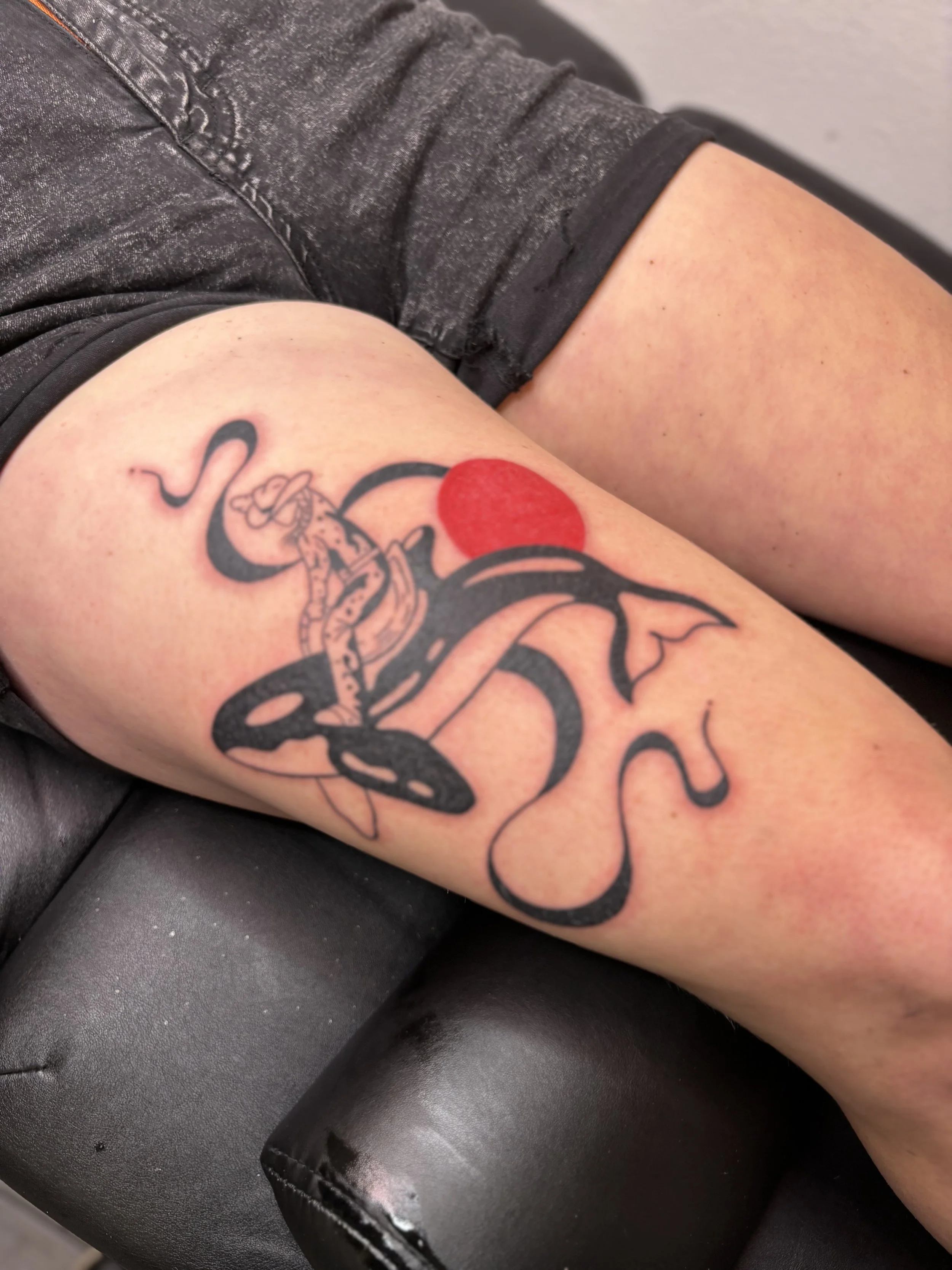 Tattoo by Nic @mackinsmind