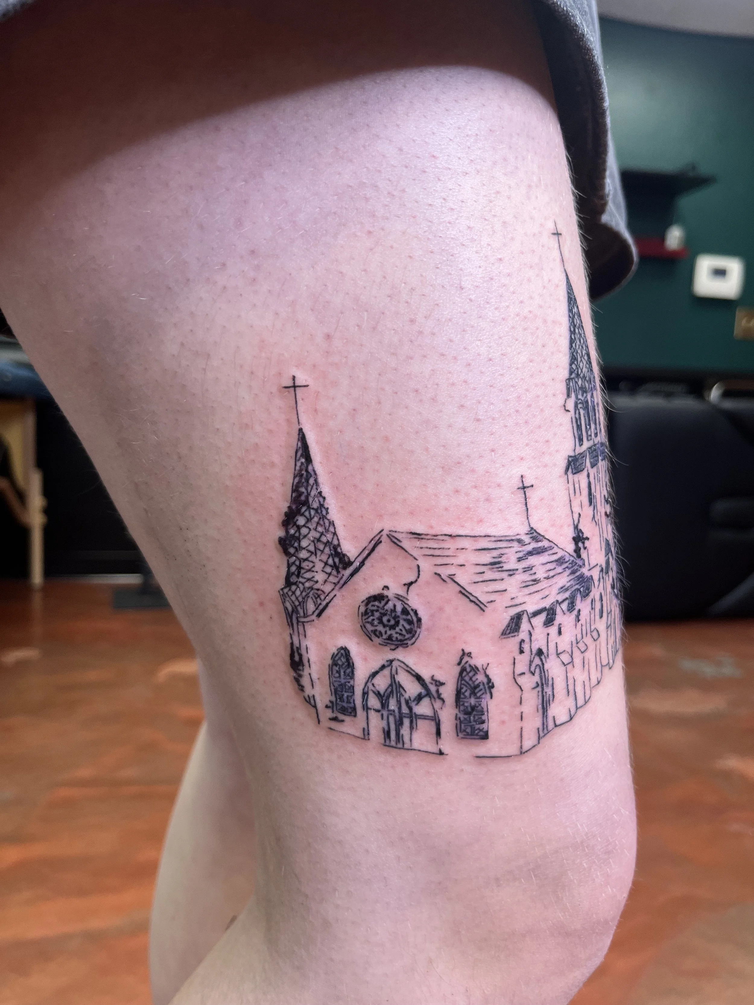 Tattoo by Rae @gentlynsoftly at Birdhouse Portland, Oregon