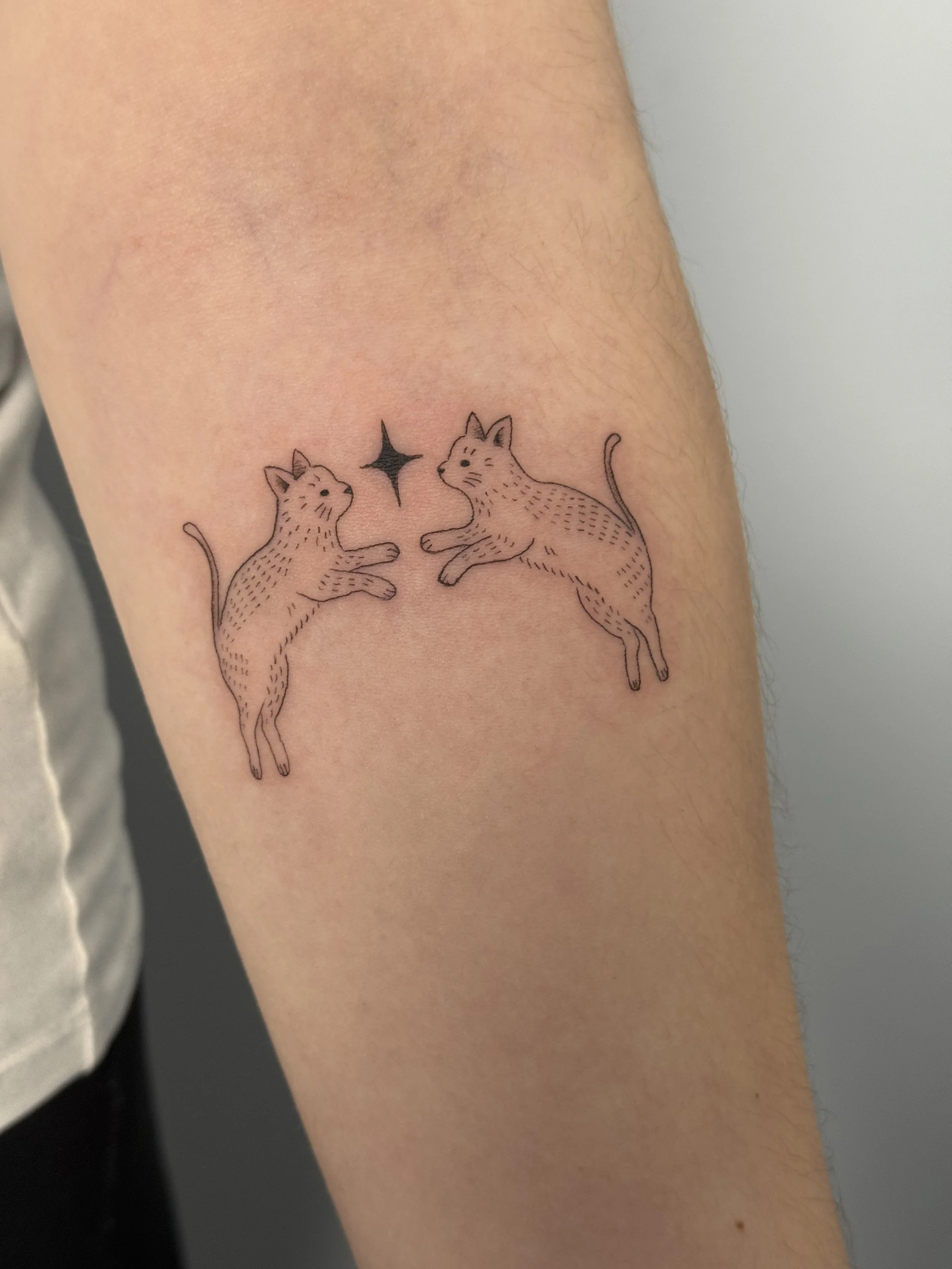 Tattoo by Danielle @electric_kitten_tattoo