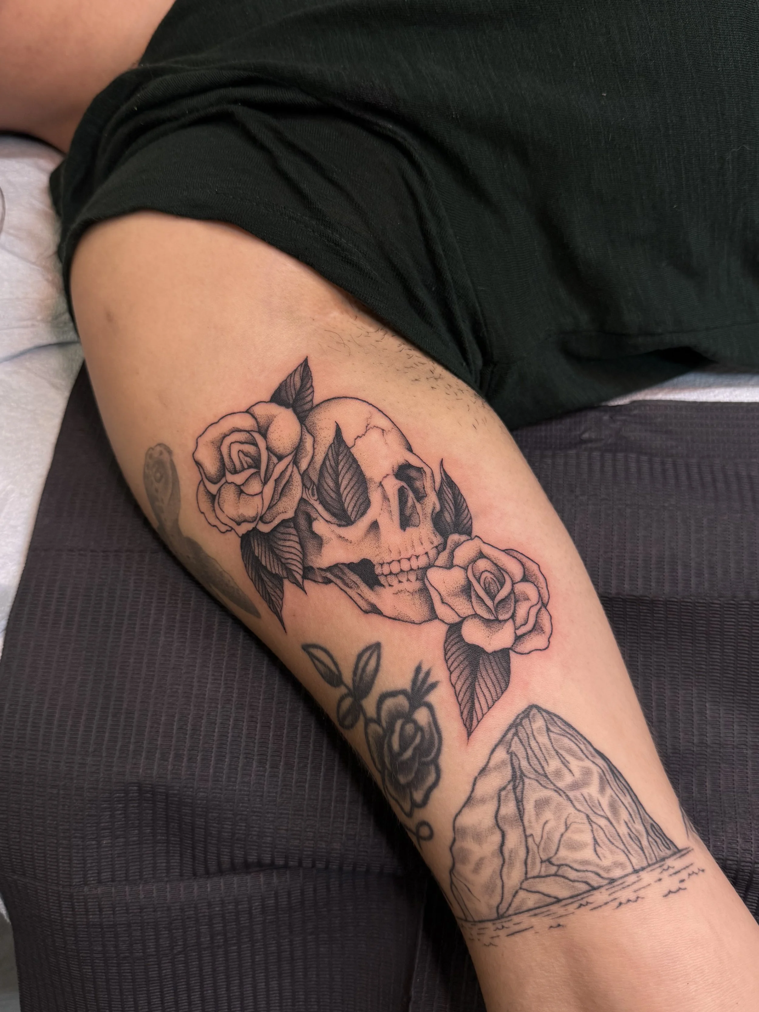 Tattoo by Sisi @sailorsisilia