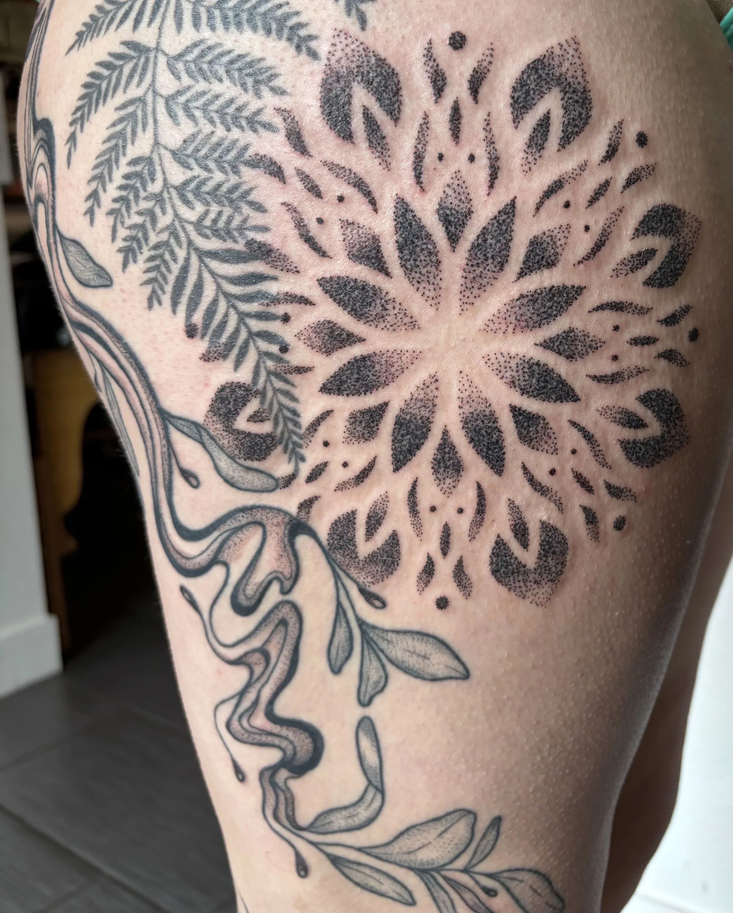 Tattoo by Nic @mackinsmind