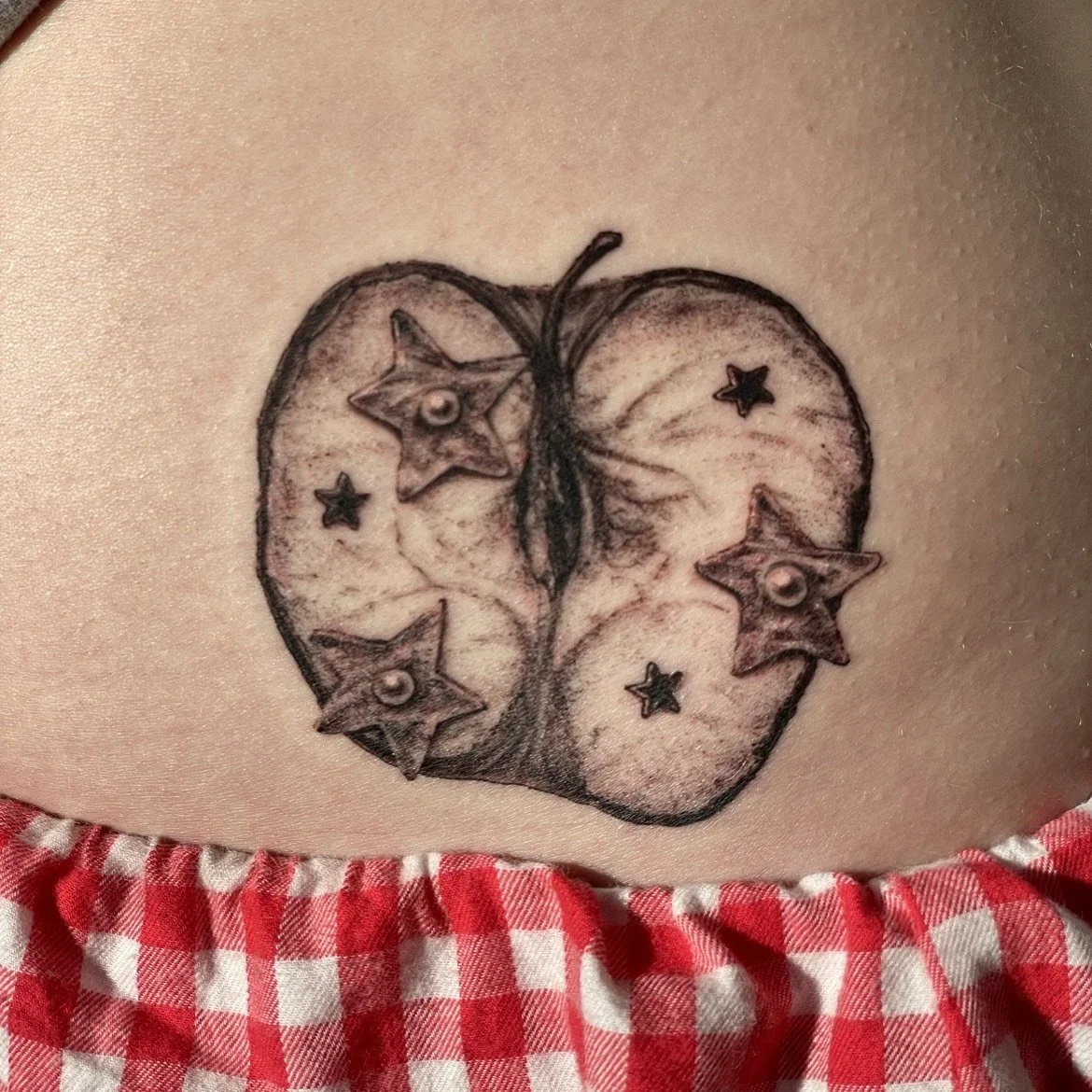 Tattoo by Valentine @art4yourskin
