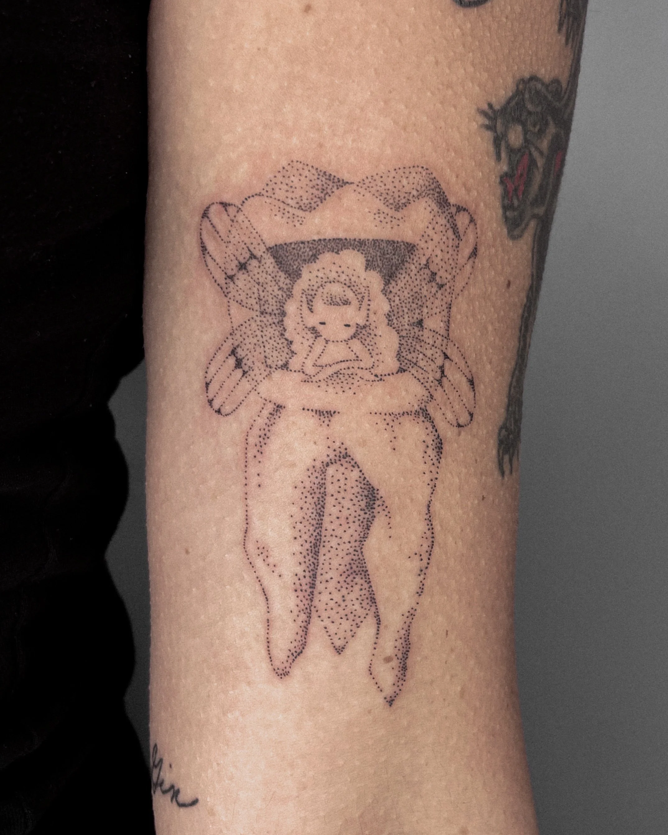 Tattoo by Arin @arsonarin at Birdhouse Tattoo 