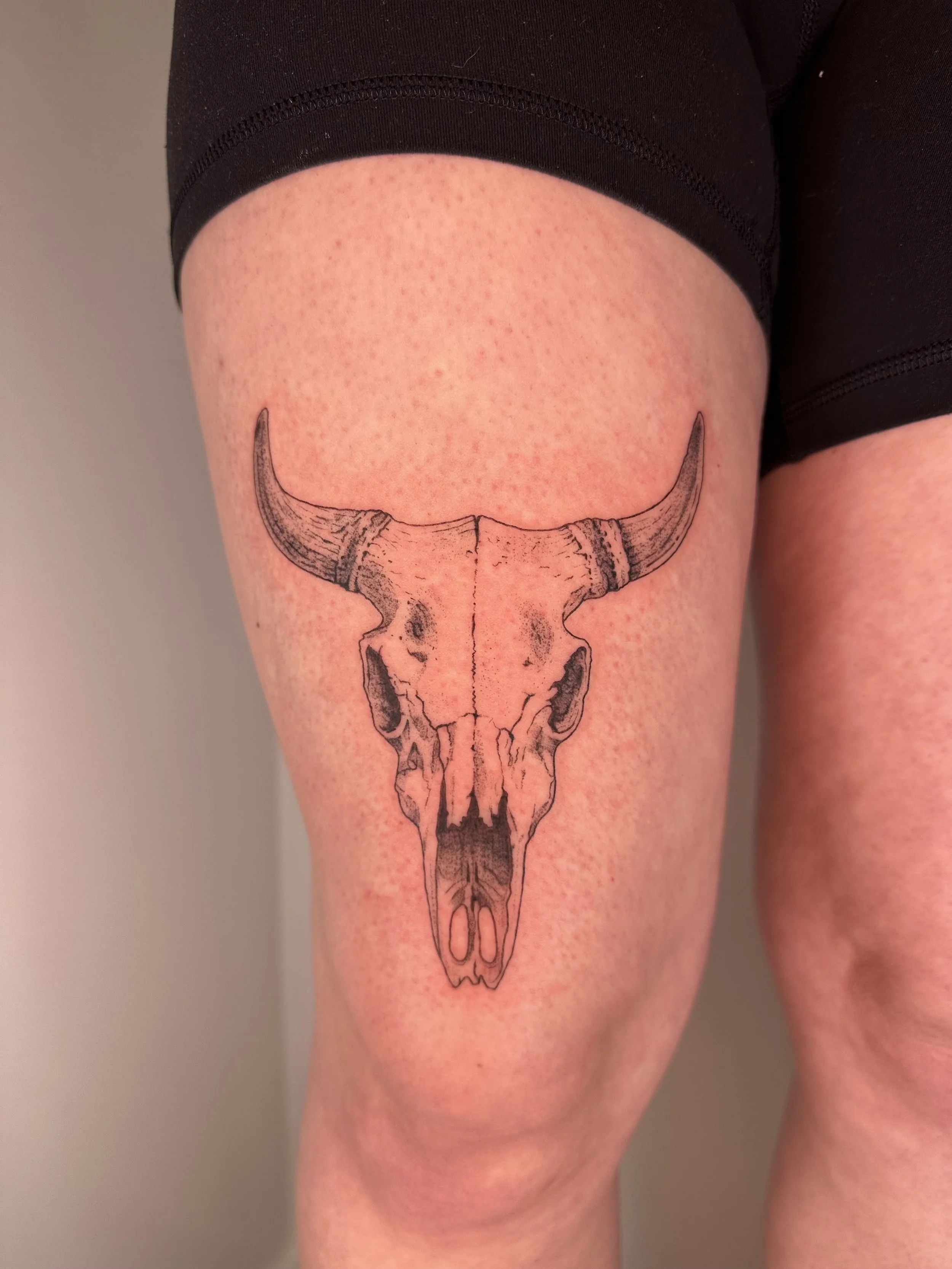 Tattoo by Elle @ellesparksstudio at Birdhouse Tattoo Portland, Oregon