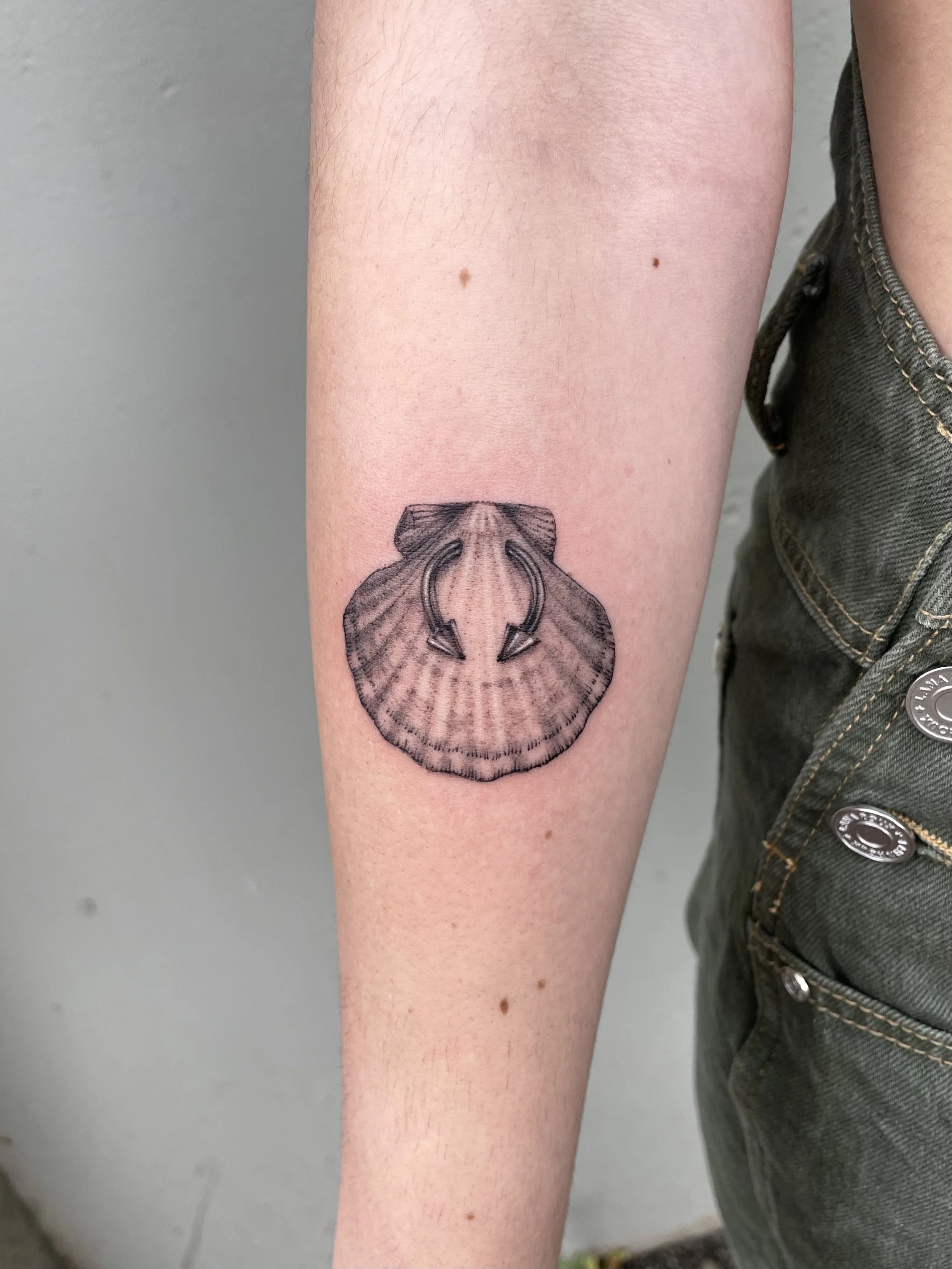 Tattoo by Valentine @art4yourskin