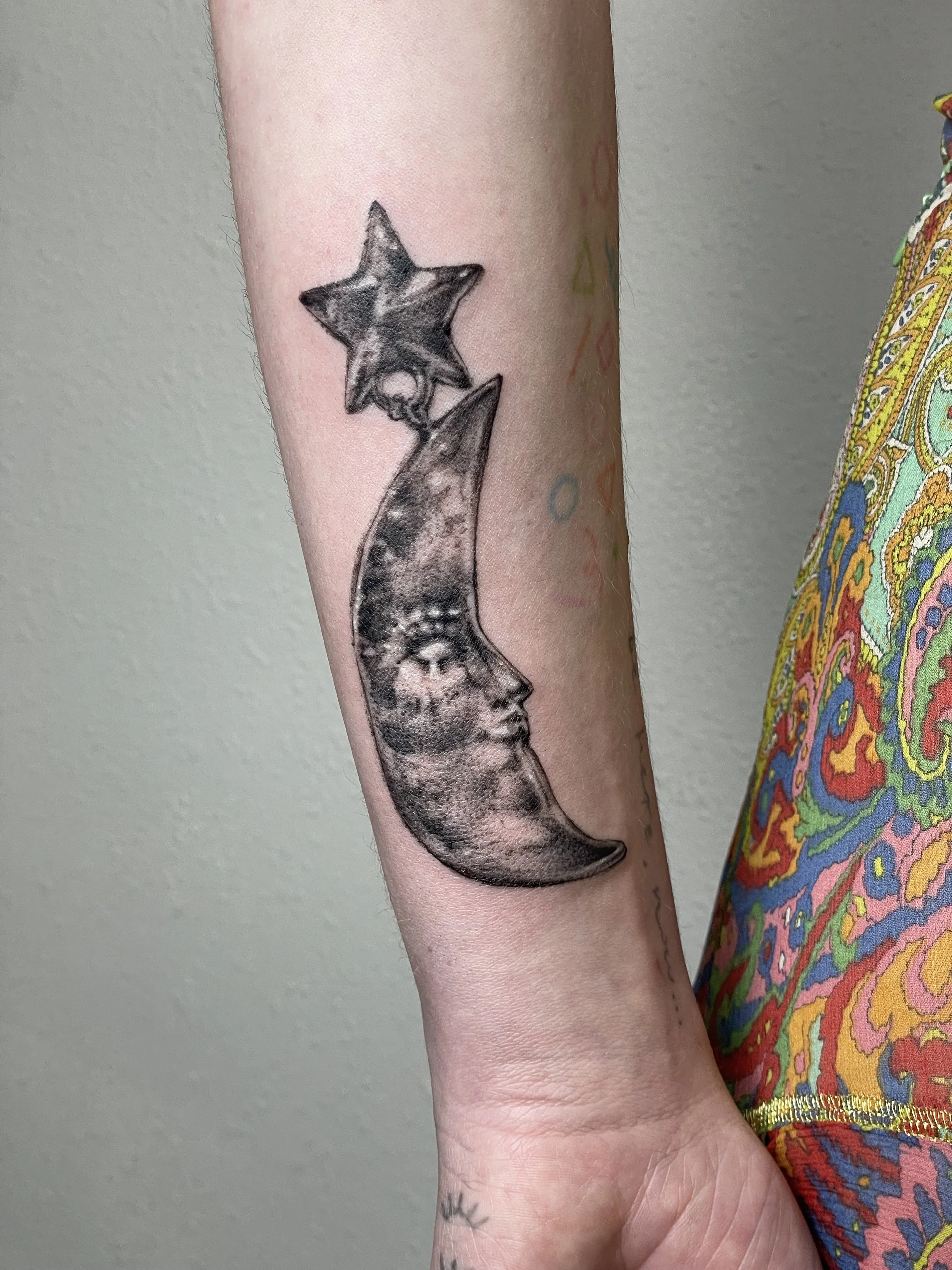 Tattoo by Valentine @art4yourskin