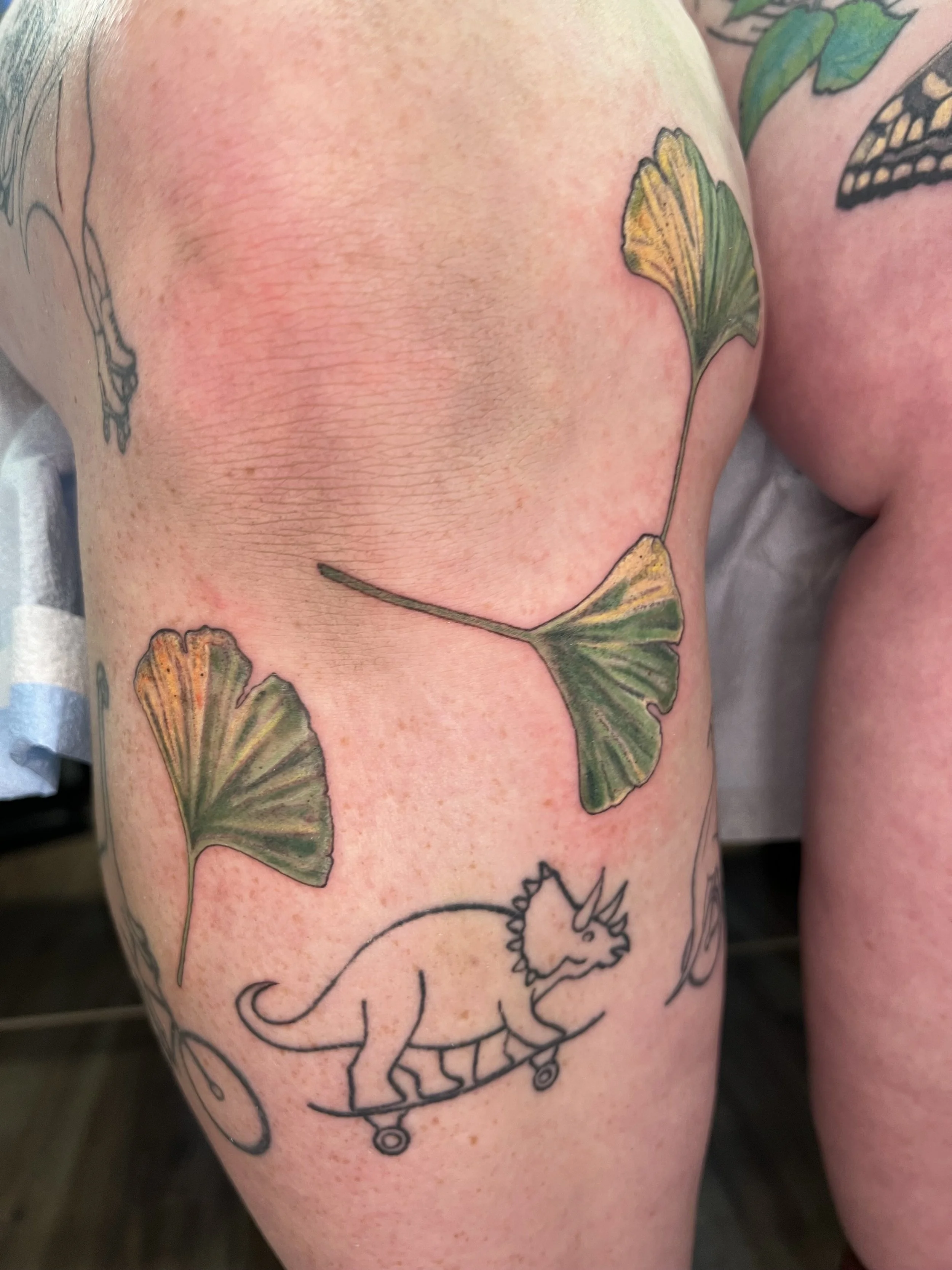 Tattoo by Elle @ellesparksstudio at Birdhouse Tattoo Portland, Oregon