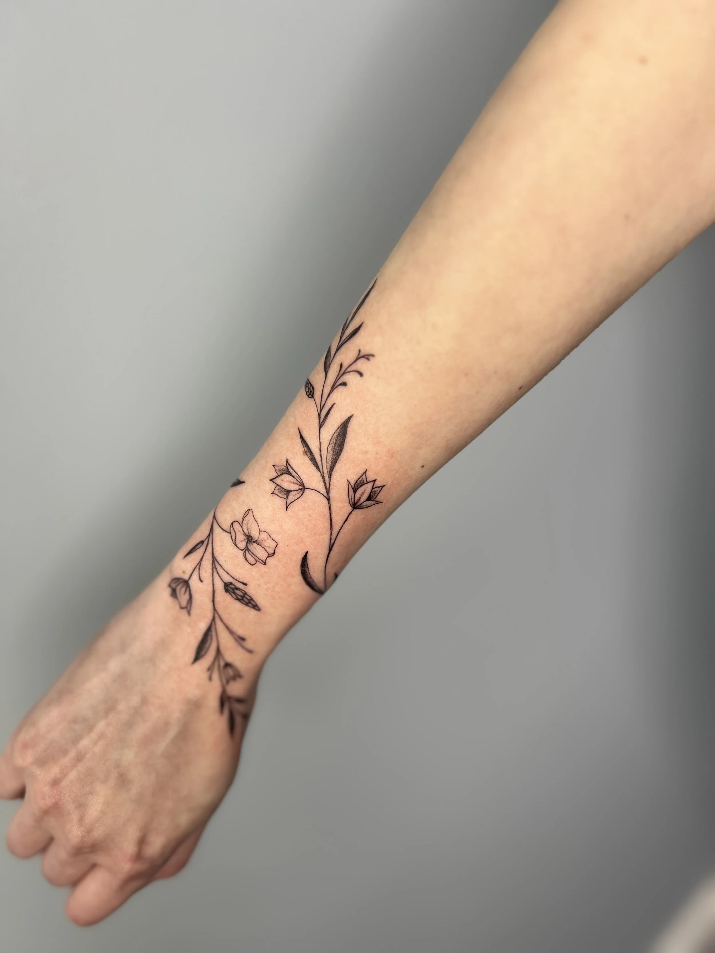 Tattoo by Danielle @electric_kitten_tattoo