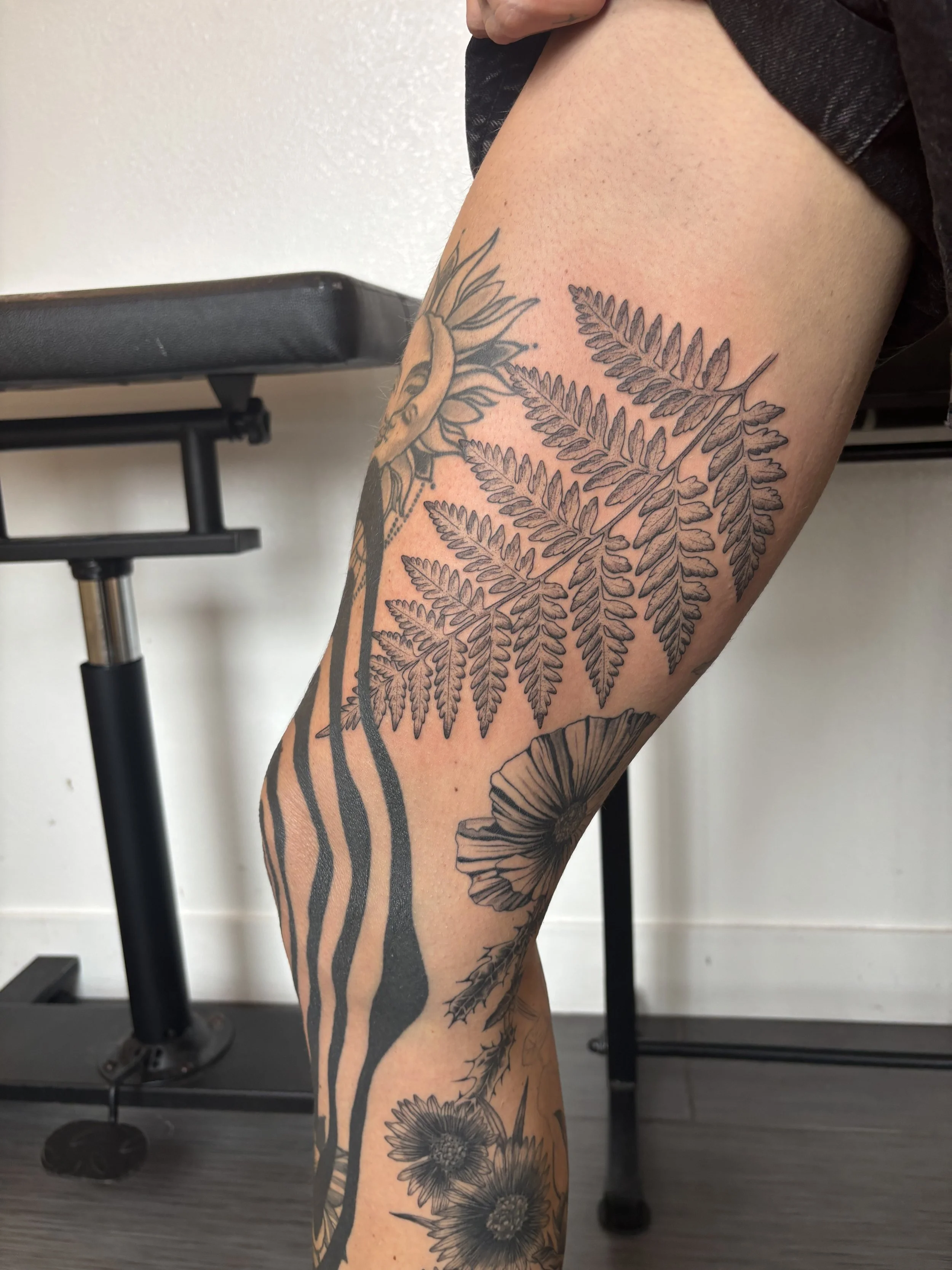 Tattoo by Nic @mackinsmind