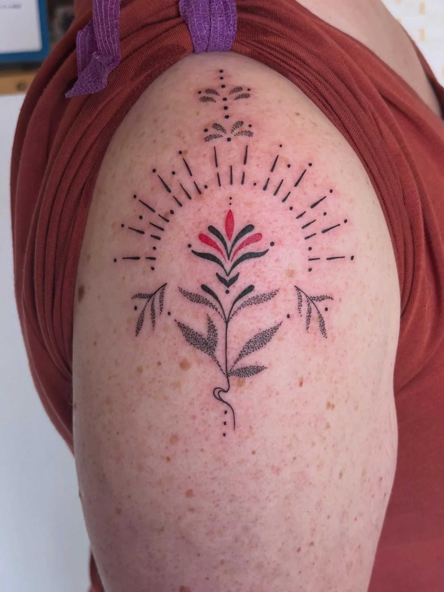 Tattoo by Nic @mackinsmind