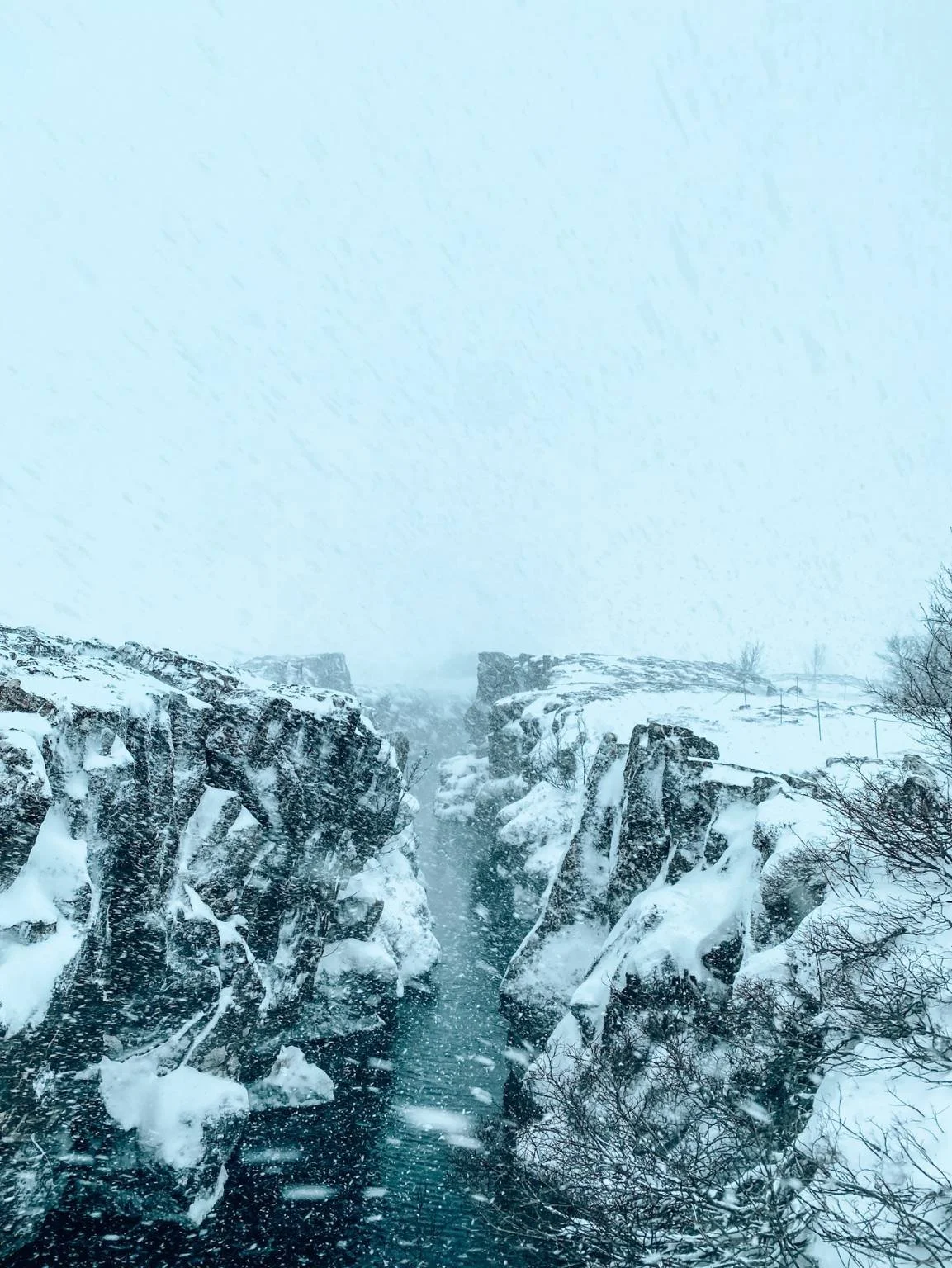 island mit kleinkind tektonische platten.jpg