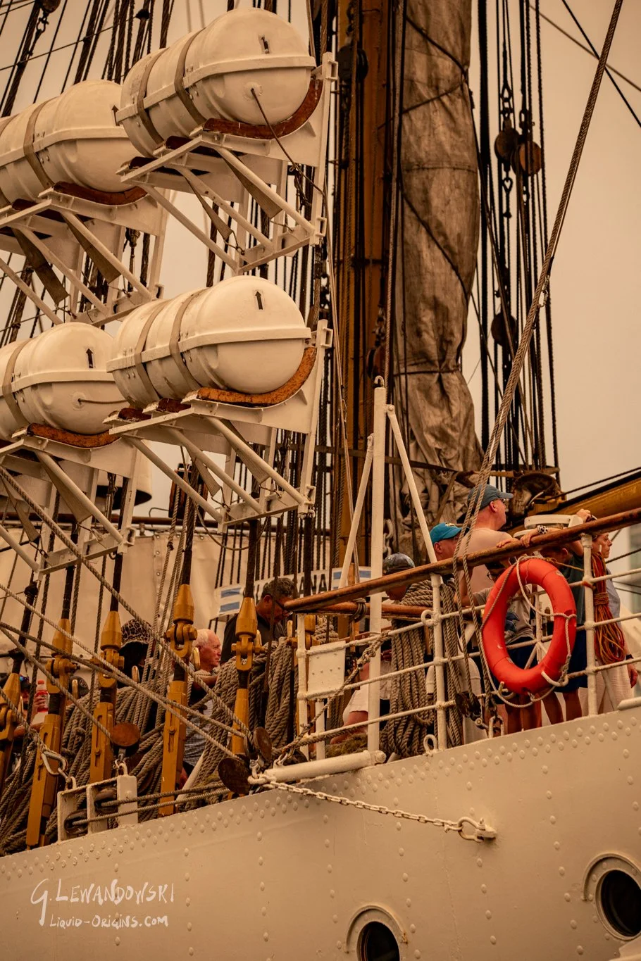 Tall Ships - Tall Shipocalypse  Preview-14.jpg