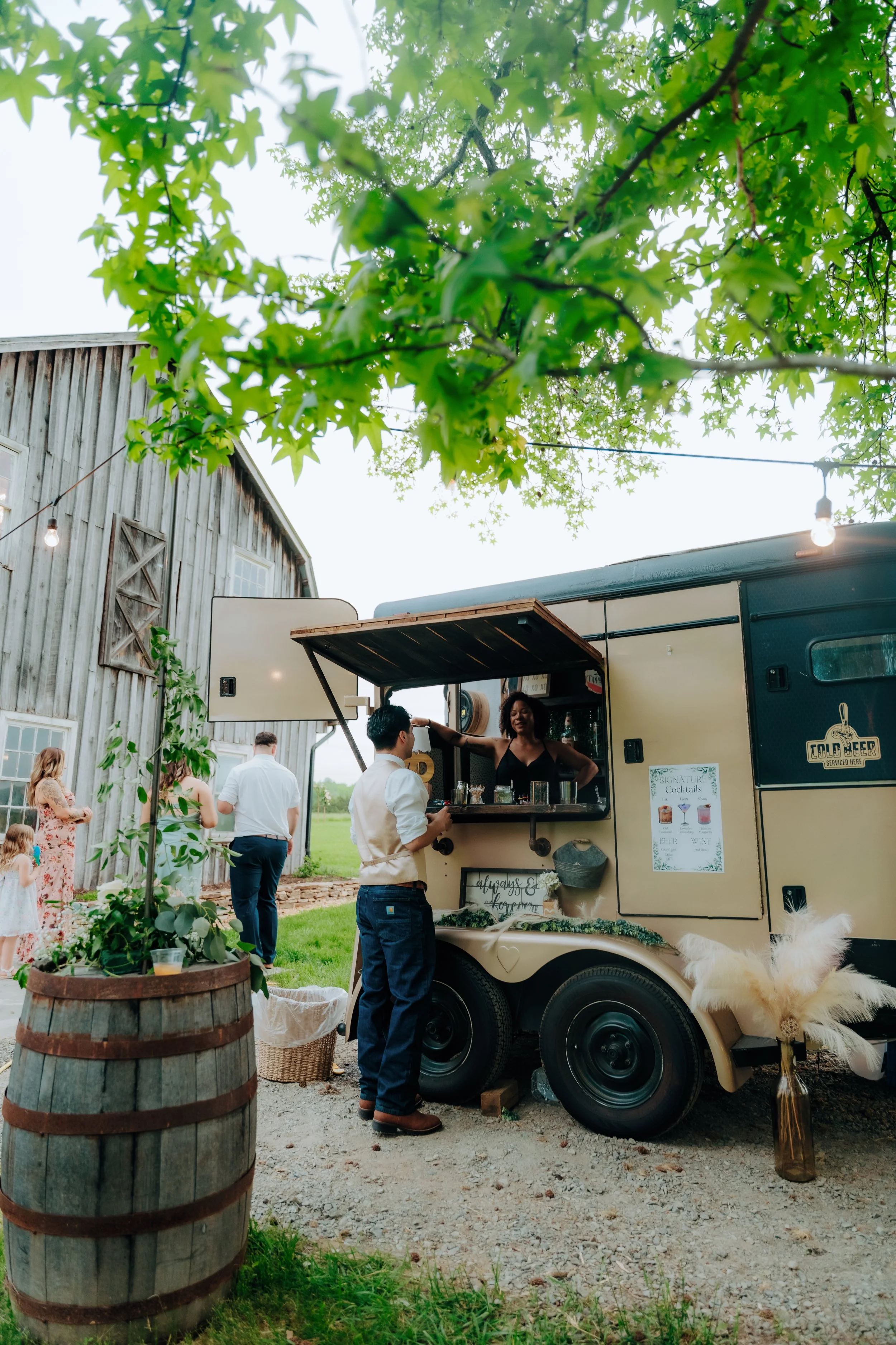 Yes, Your Bar Can Match Your Wedding Aesthetic