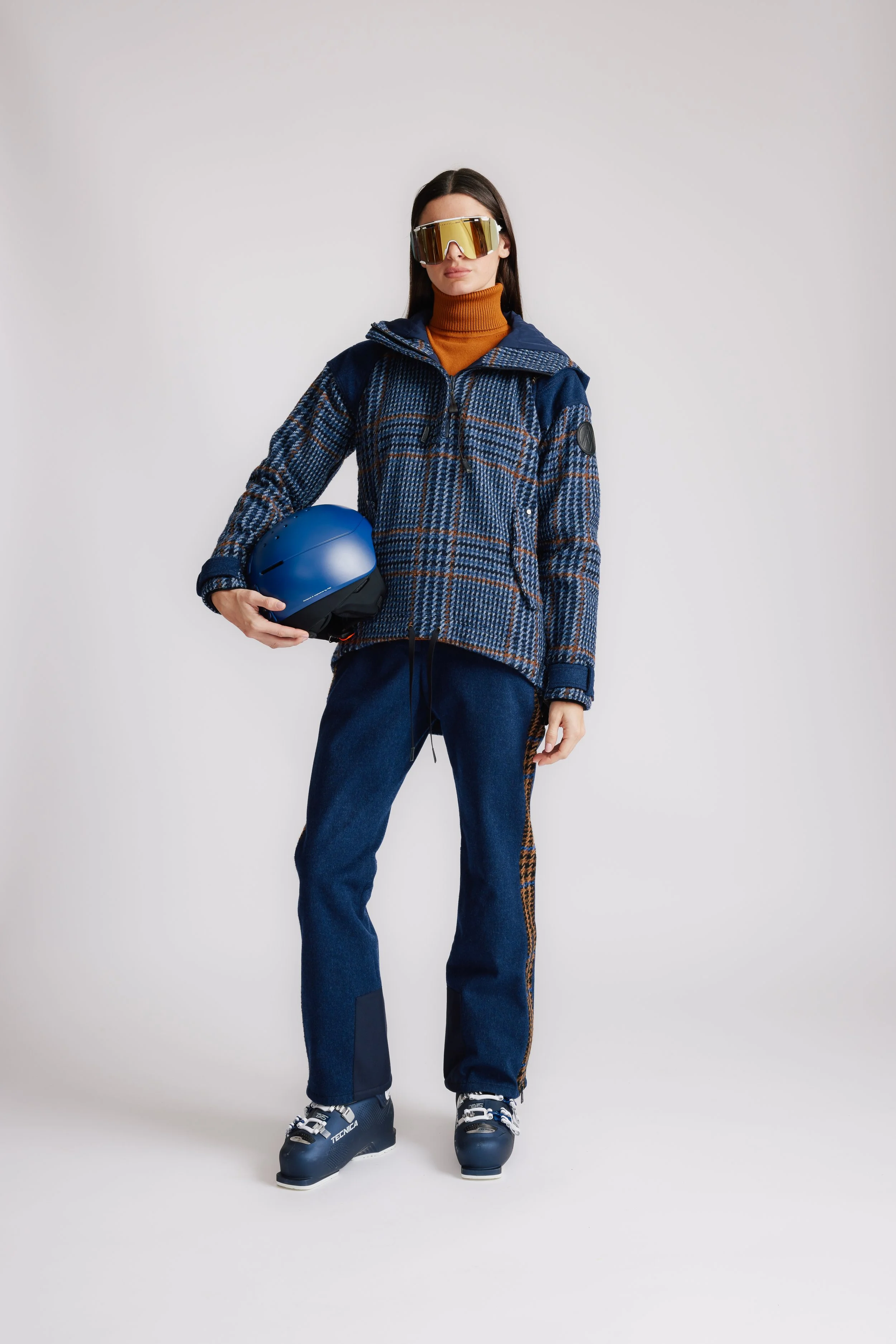 Loro Piana Navy  165.jpg