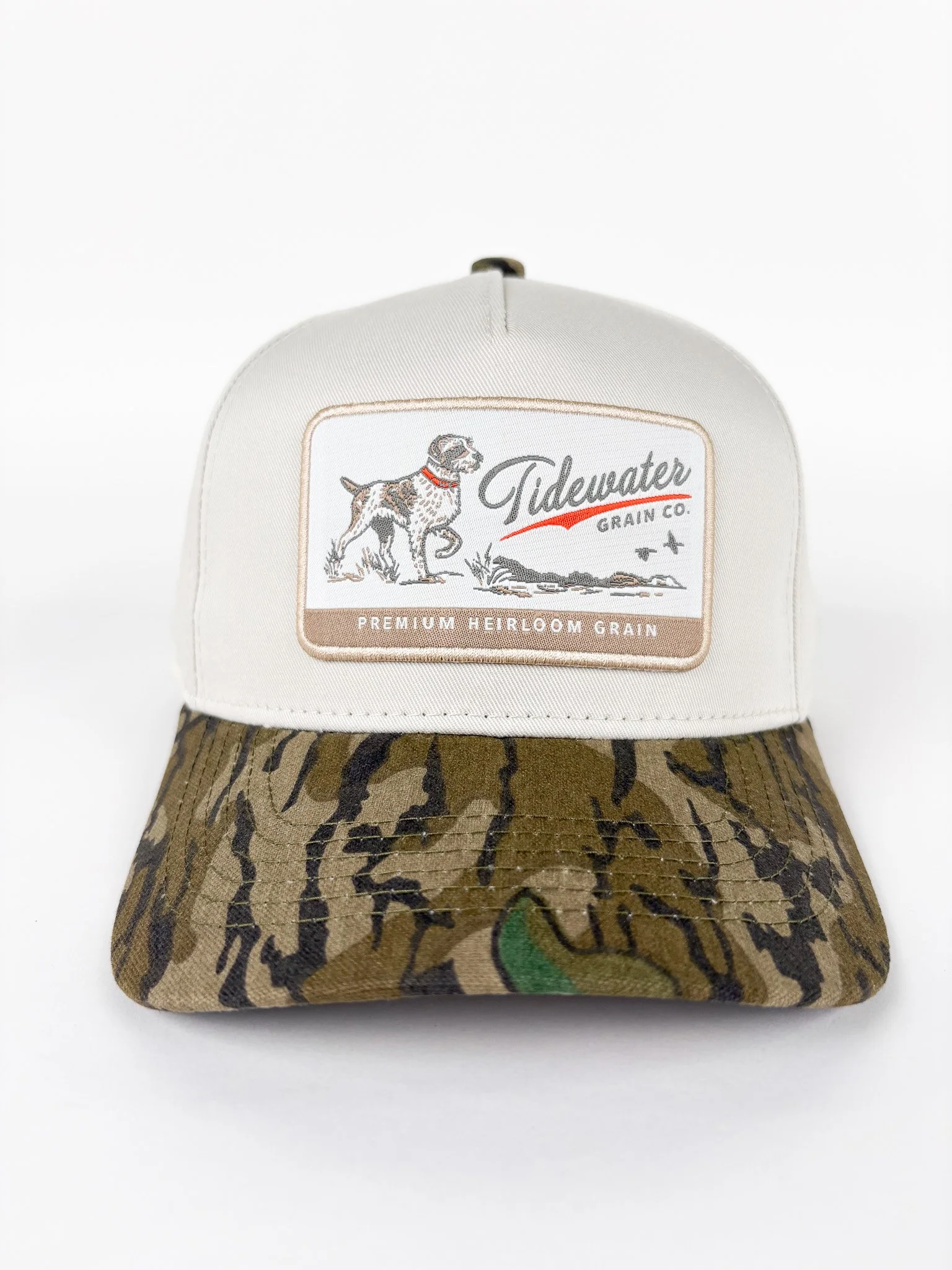 Mossy Oak Two Tone Hat with Willa Dog Woven Patch