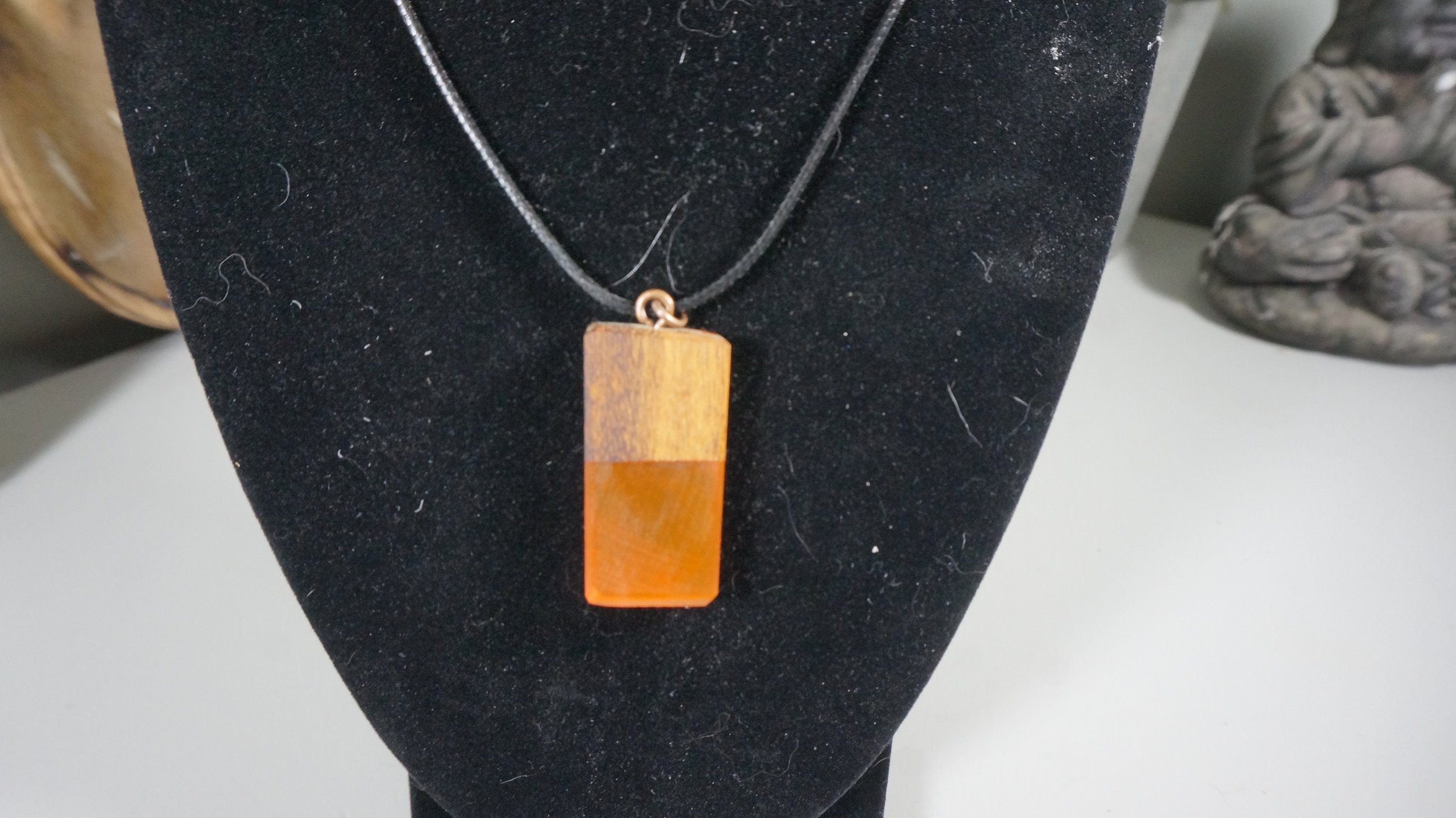 https://i.etsystatic.com/18154693/r/il/75e498/4432076621/il_fullxfull.4432076621_2z8g.jpg