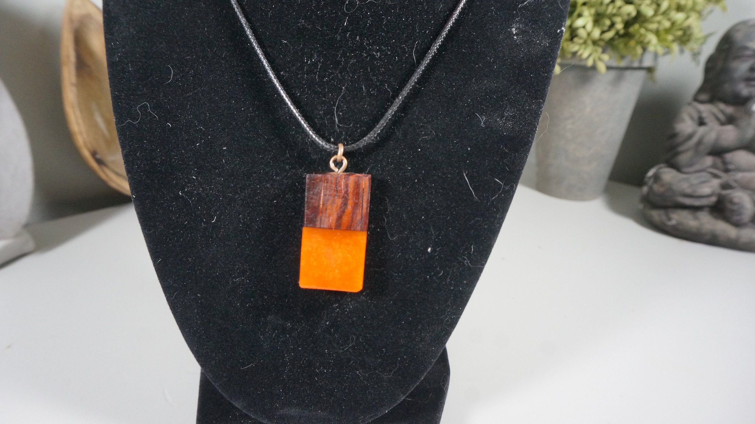 https://i.etsystatic.com/18154693/r/il/36e6d0/4384668752/il_fullxfull.4384668752_pefz.jpg
