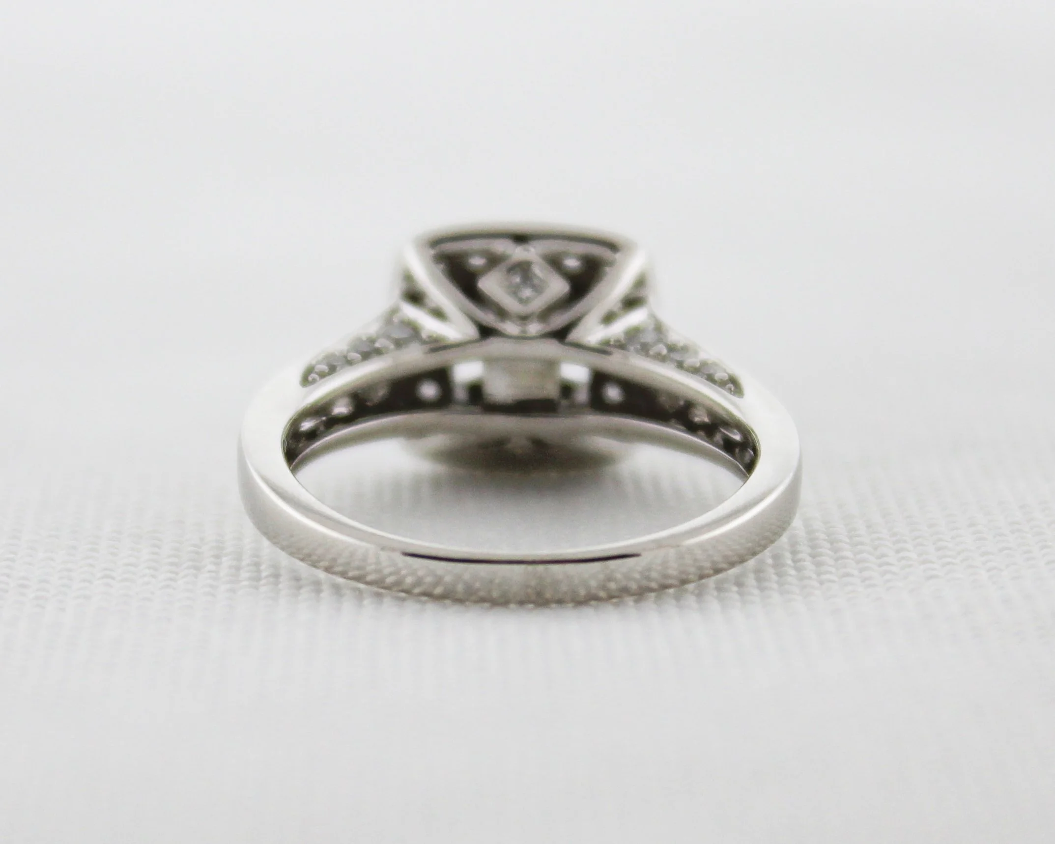 14K Yellow Gold Brilliant Cut Diamond Ring — Lizzy's Jewelry &Pawn