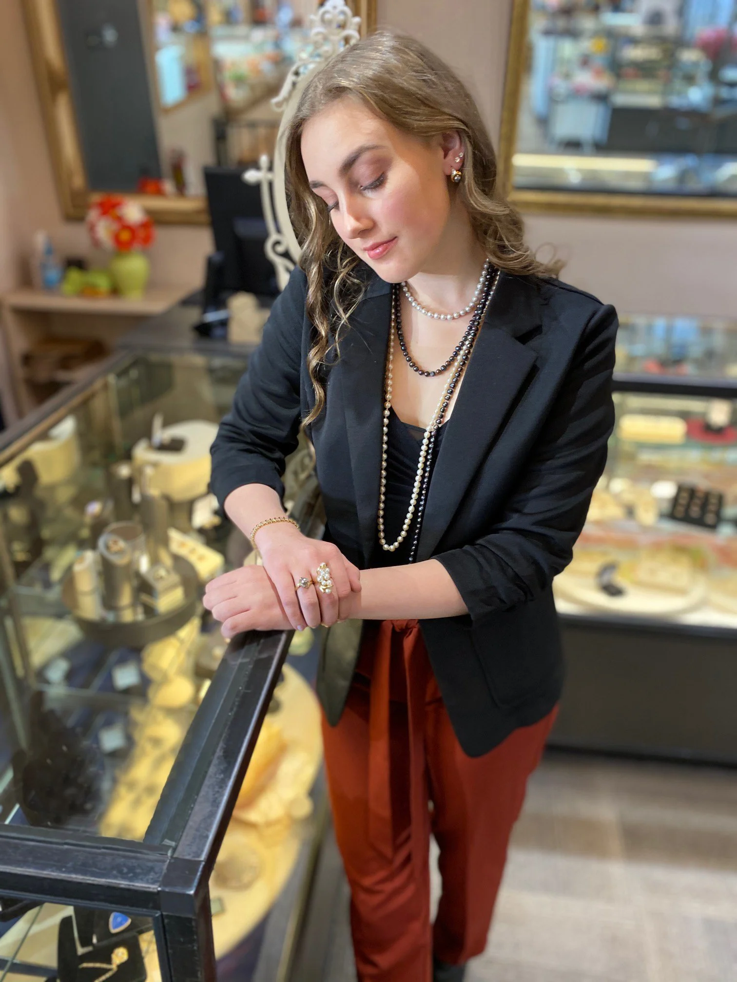 Lizzys Jewelry and Pawn