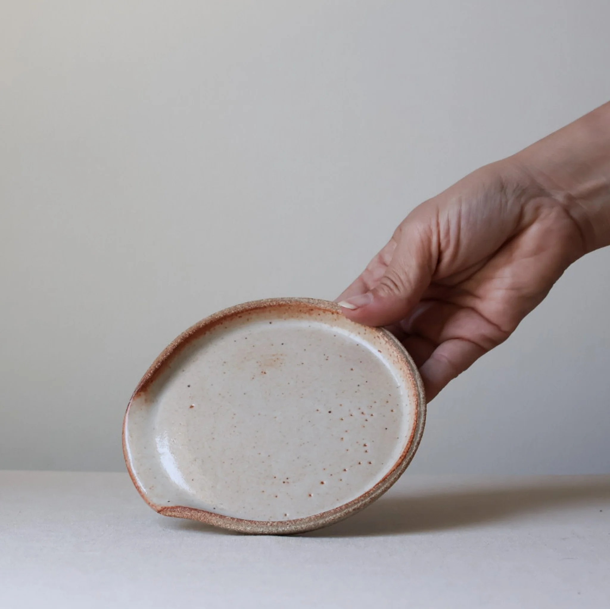 creamy-warm-edge-spoon-rest-3.jpg