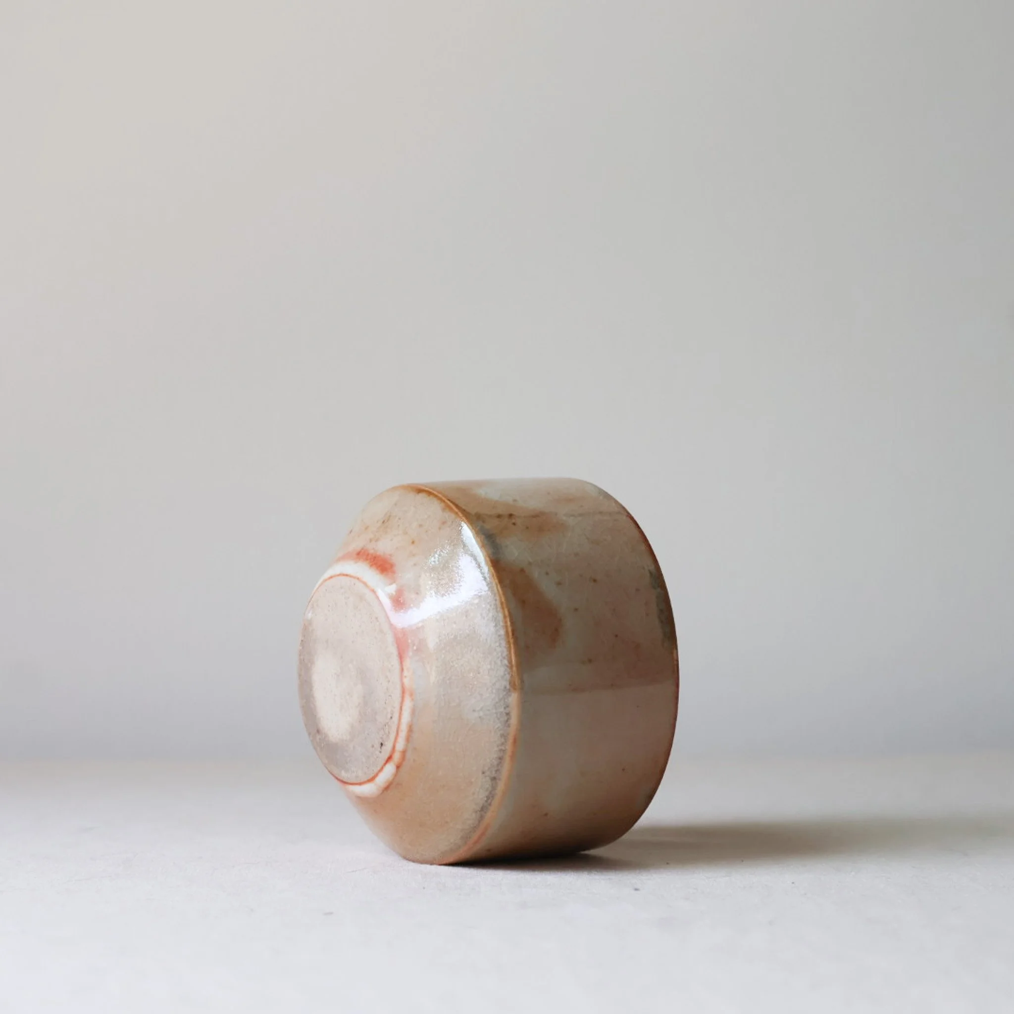 amber-shino-angular-cappuccino-cup-second-ii-2.jpg