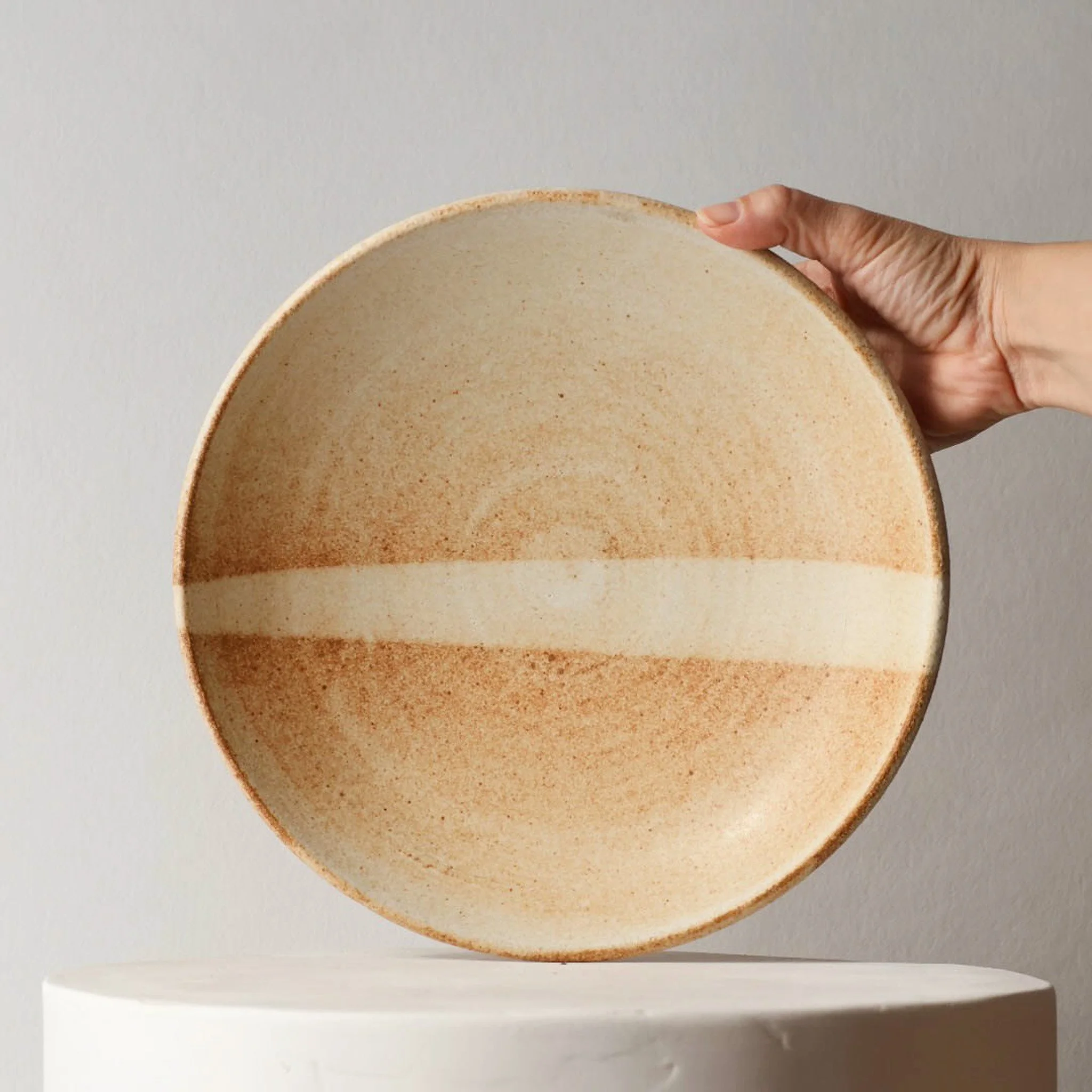 Artisanal Stoneware Serving Bowl - Large - Size 3