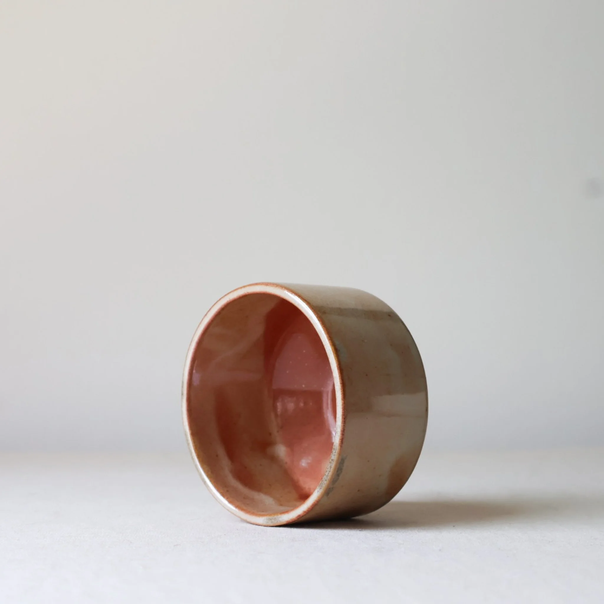 amber-shino-angular-cappuccino-cup-second-iii-1.jpg