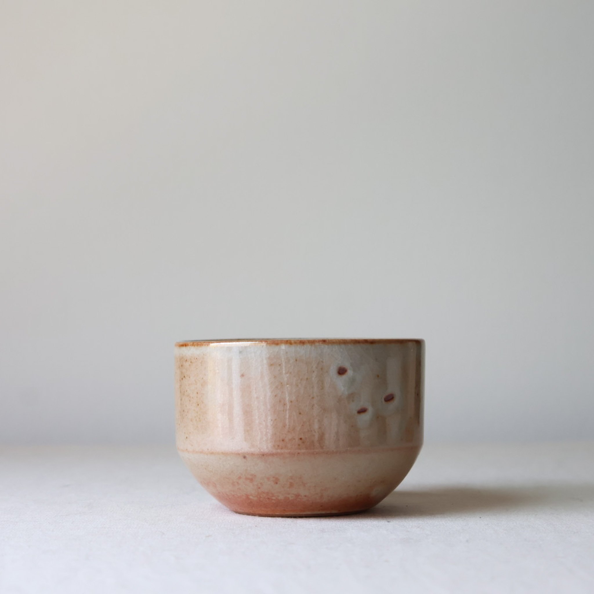 amber-shino-round-cappuccino-cup-second-3.jpg