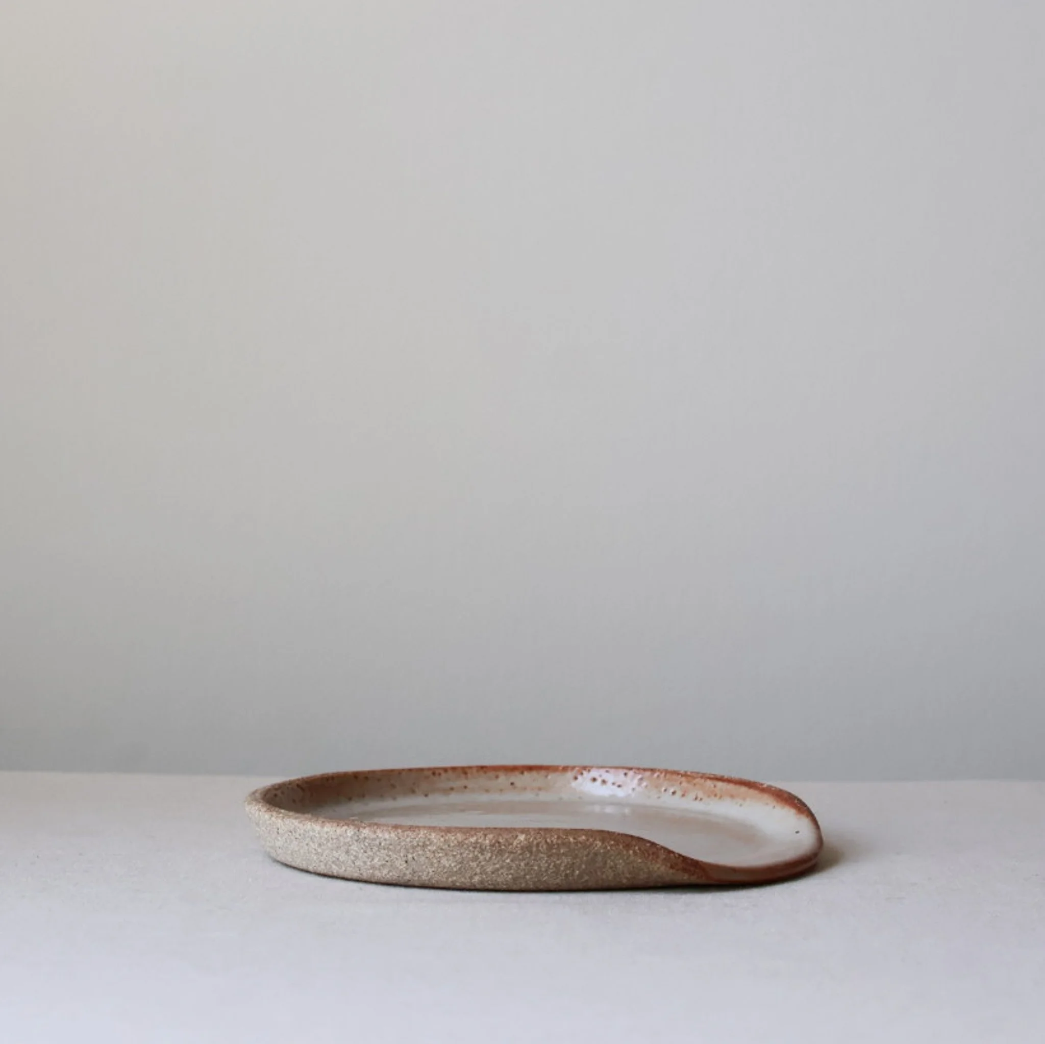 creamy-warm-edge-spoon-rest-1.jpg