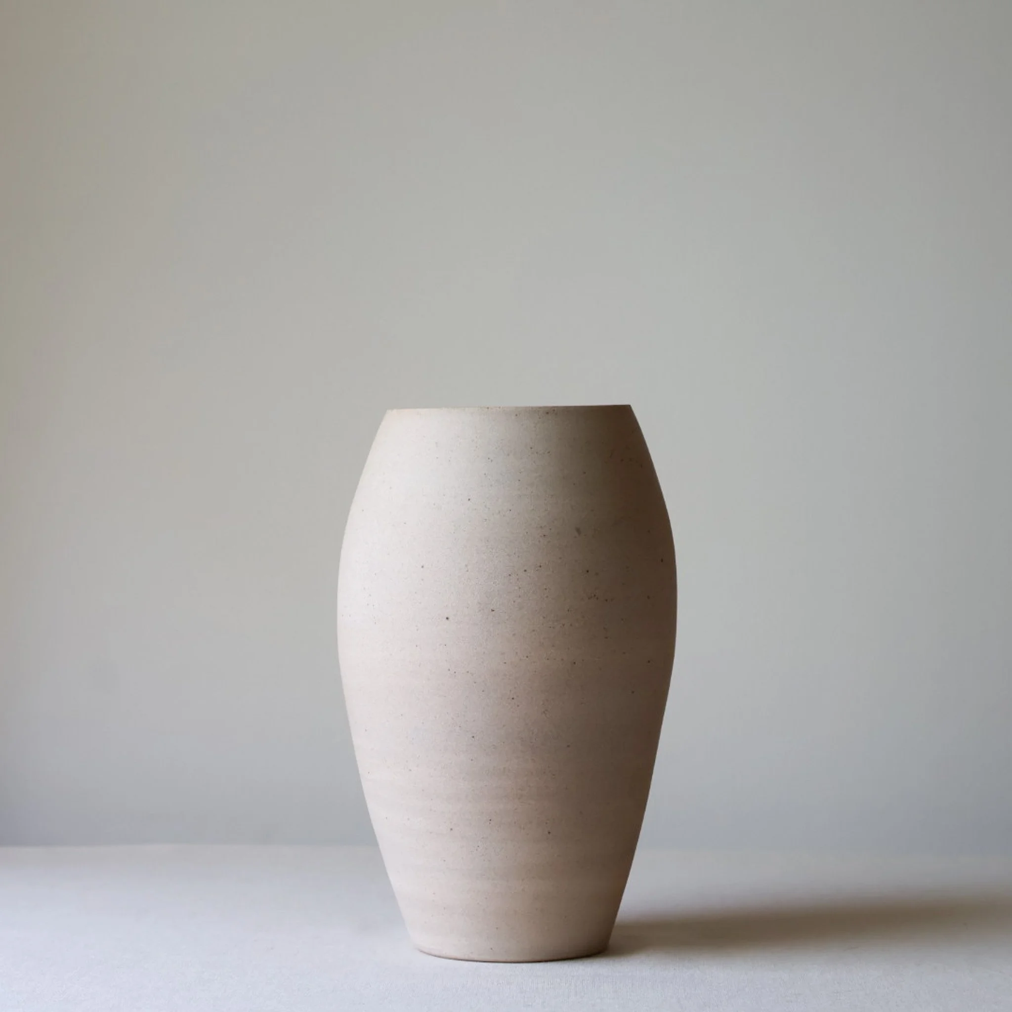 white-gray-flash-vase-4.jpg